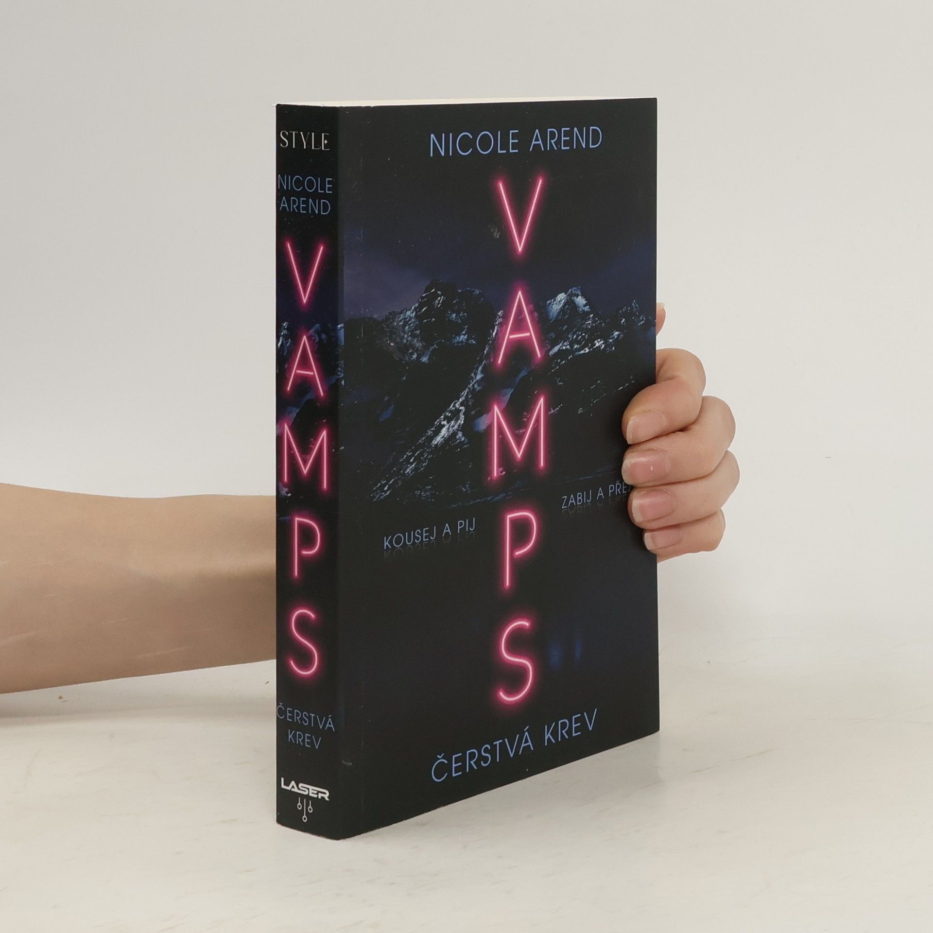 Nicole Arend VAMPS. Čerstvá krev