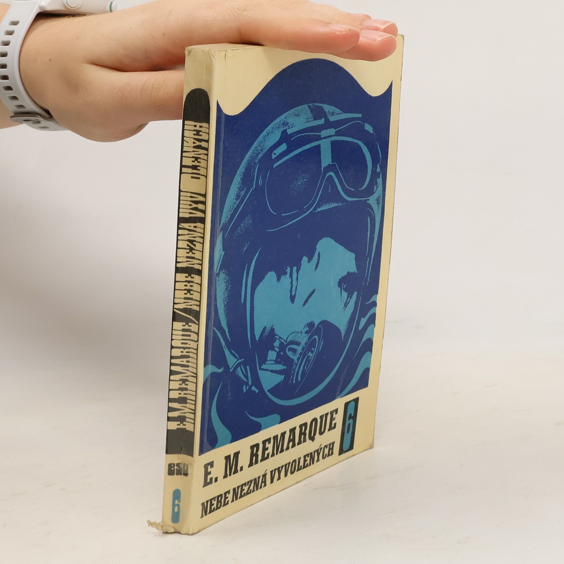 Erich Maria Remarque Nebe nezná vyvolených