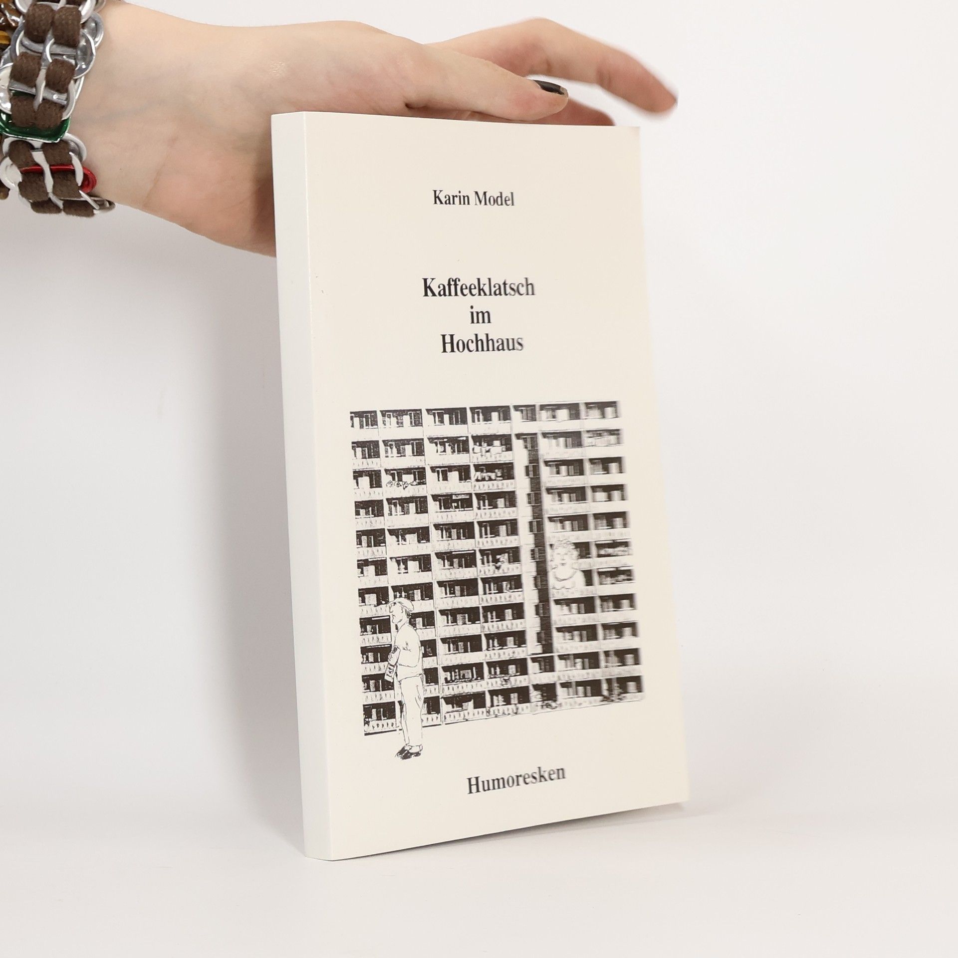Karin Model Kaffeeklatsch im Hochhaus