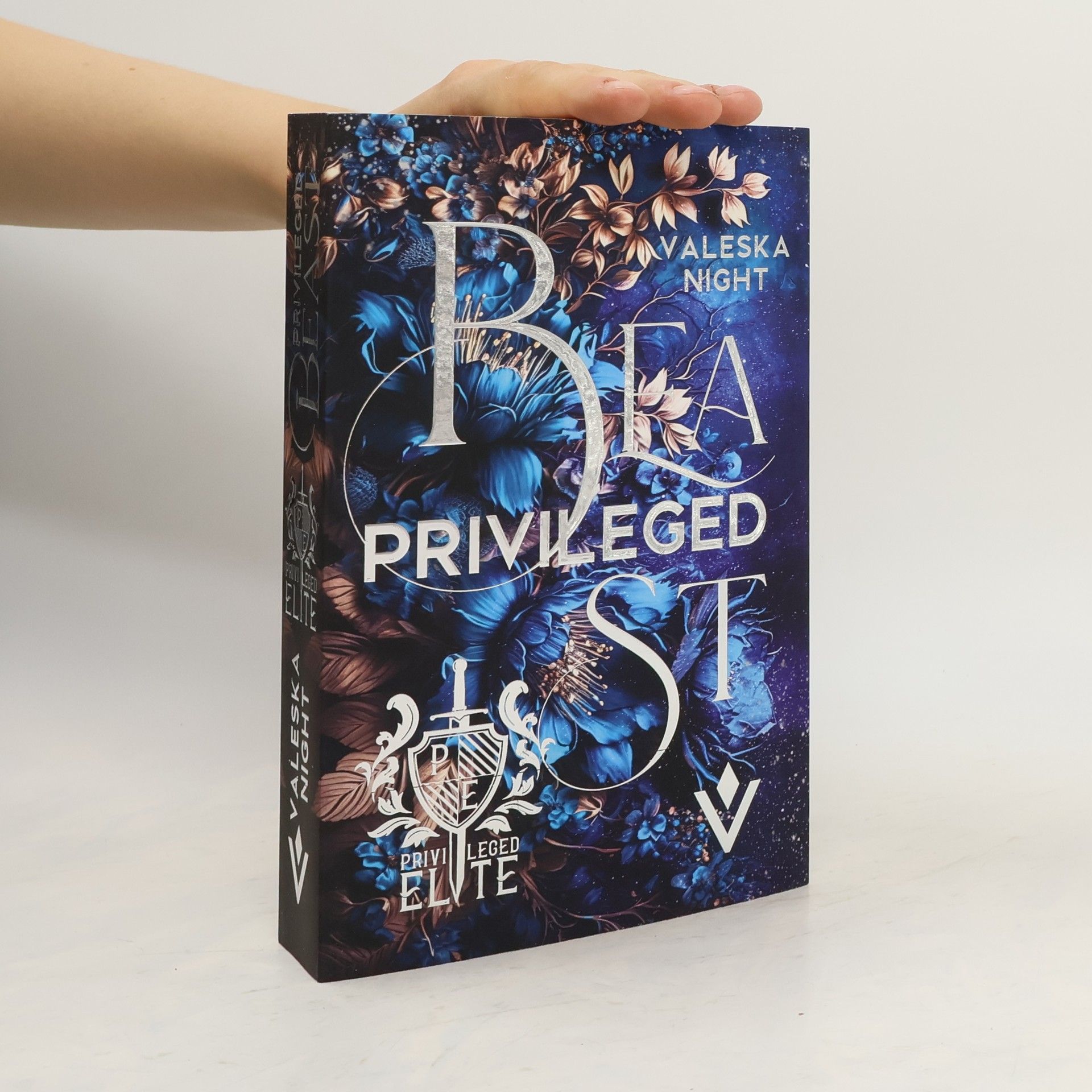 Night Valeska Privileged Beast