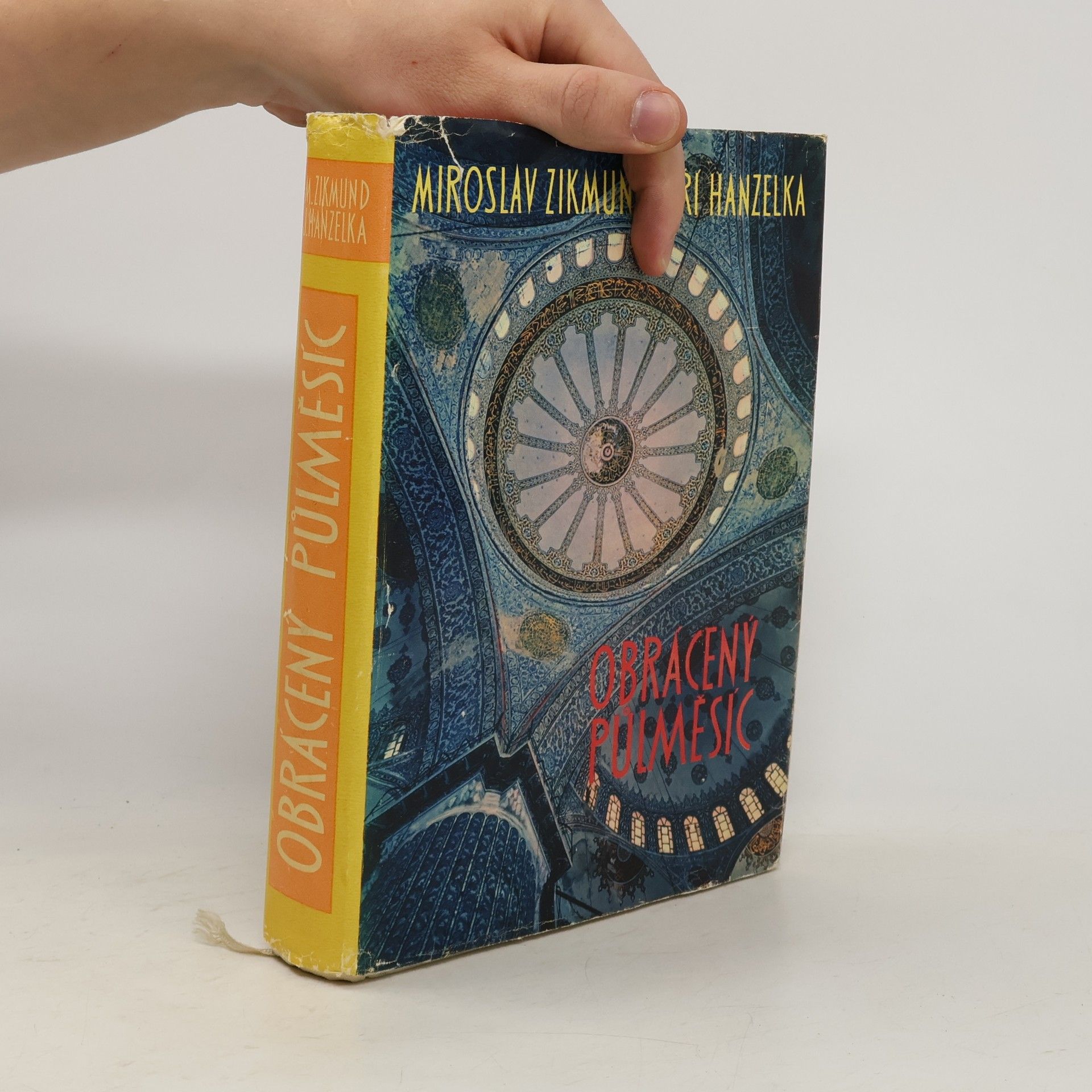 Obrácený půlměsíc