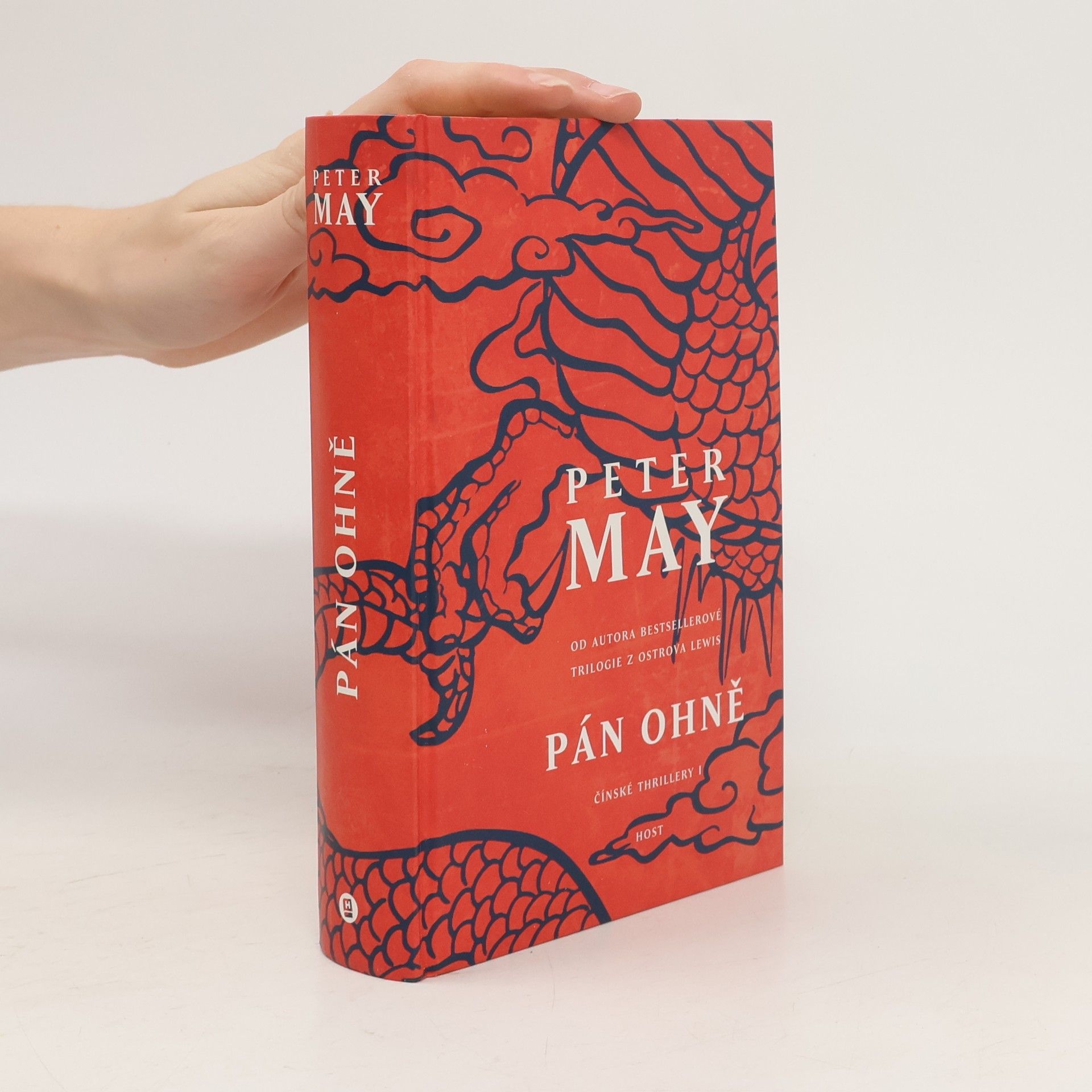 Peter May Pán ohně