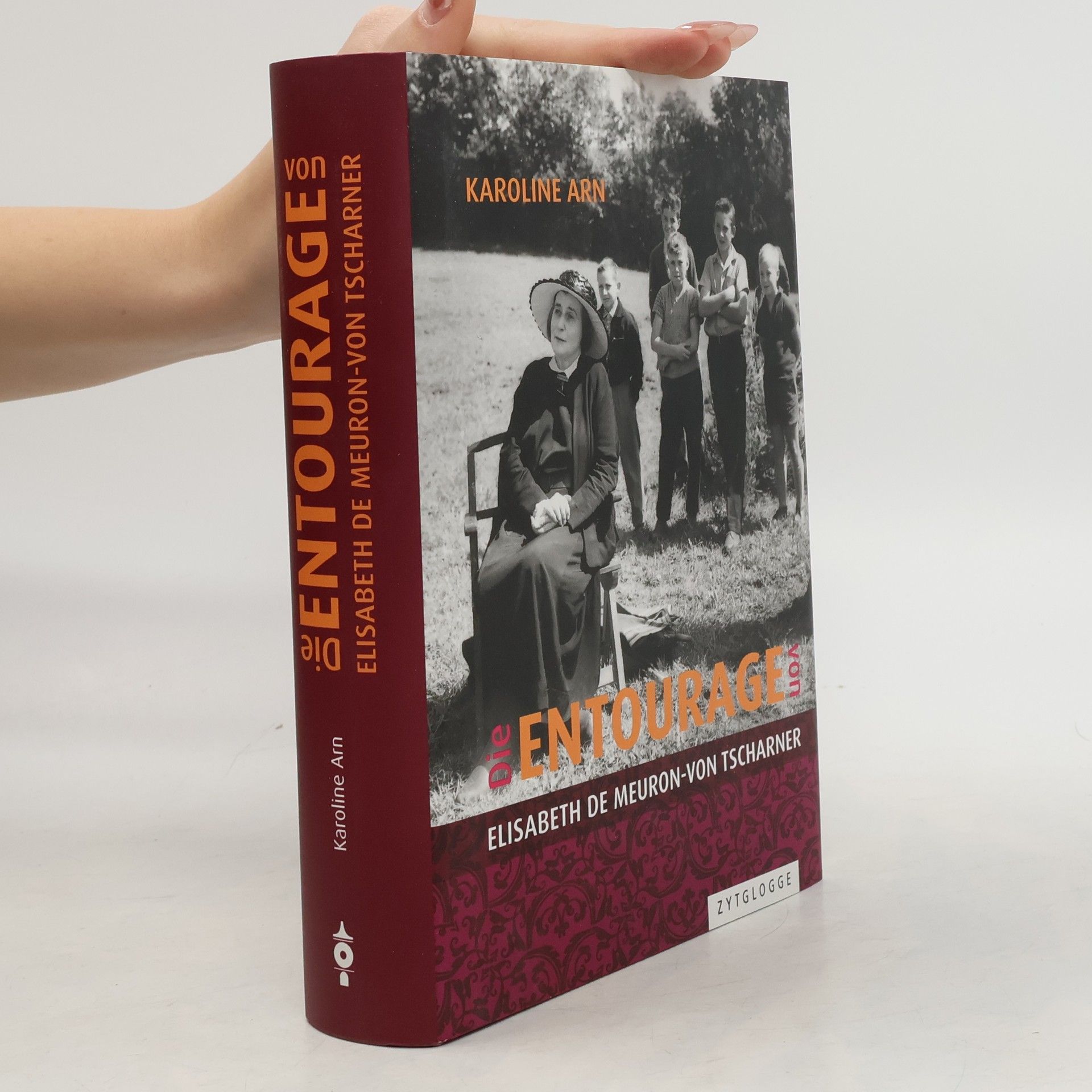 Die Entourage von Elisabeth de Meuron-von Tscharner