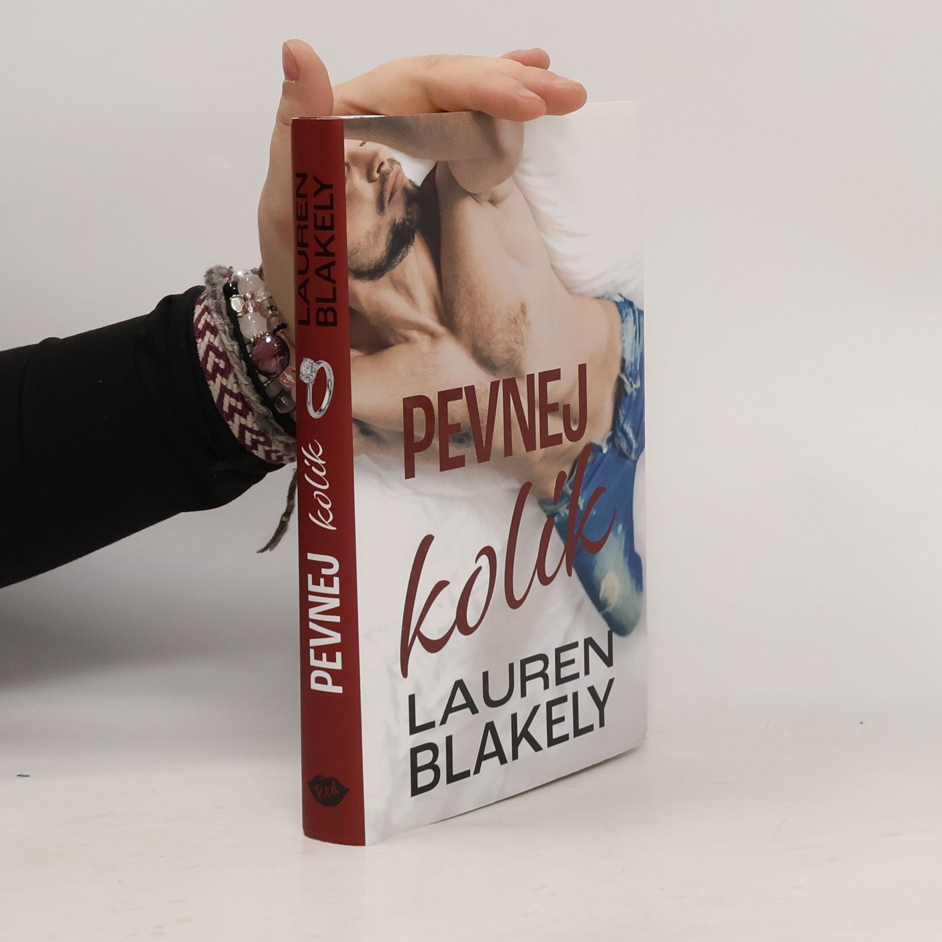 Lauren Blakely Pevnej kolík