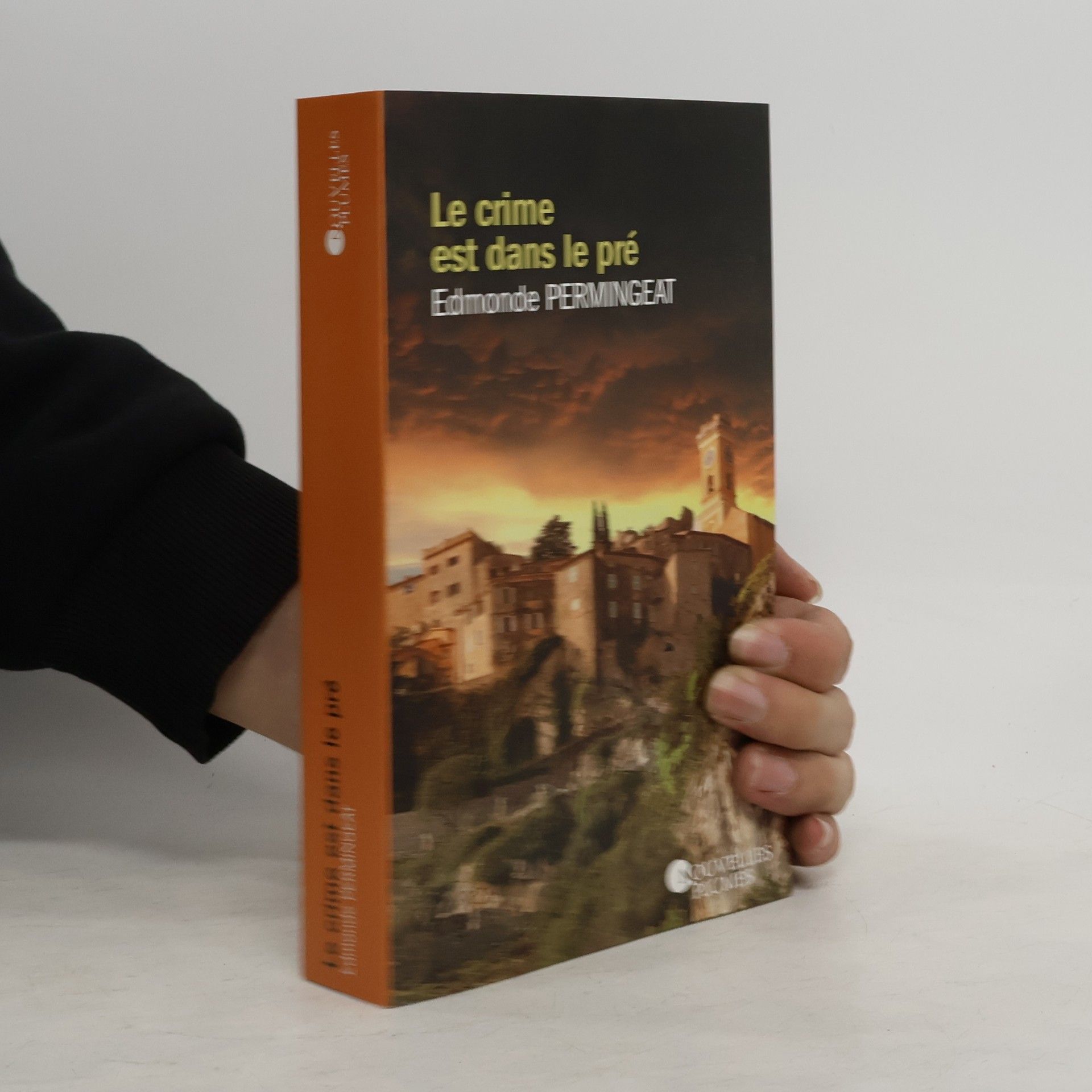 Edmonde Permingeat  Le crime est dans le pré