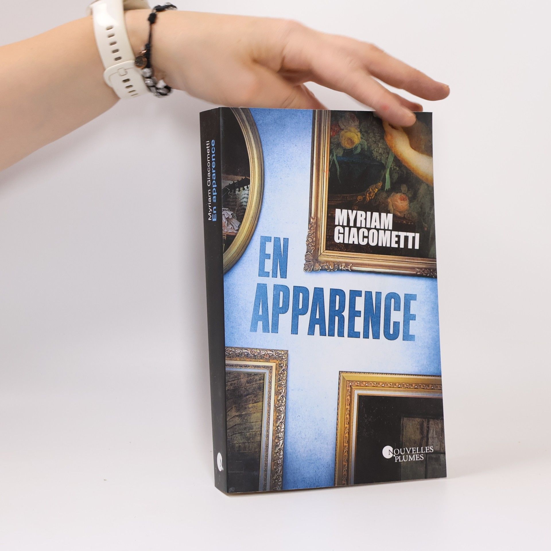 Myriam Giacometti En Apparence