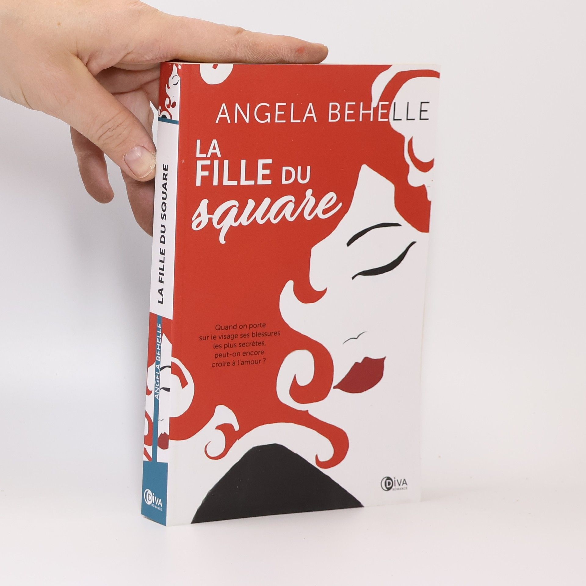 Angela Behelle La fille du square