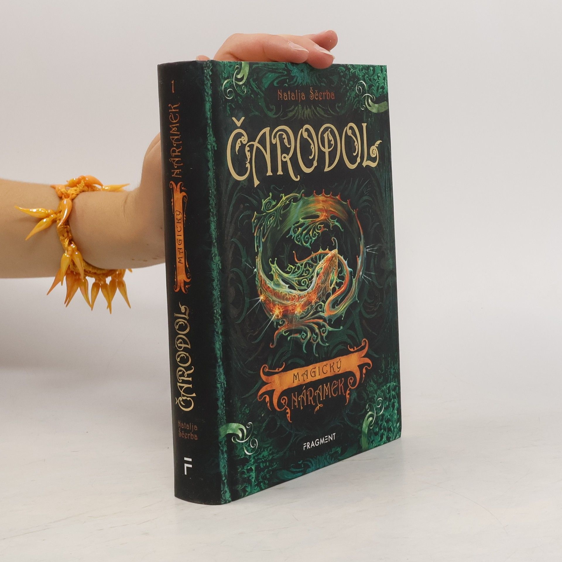 Natalja Ščerba Magický náramek