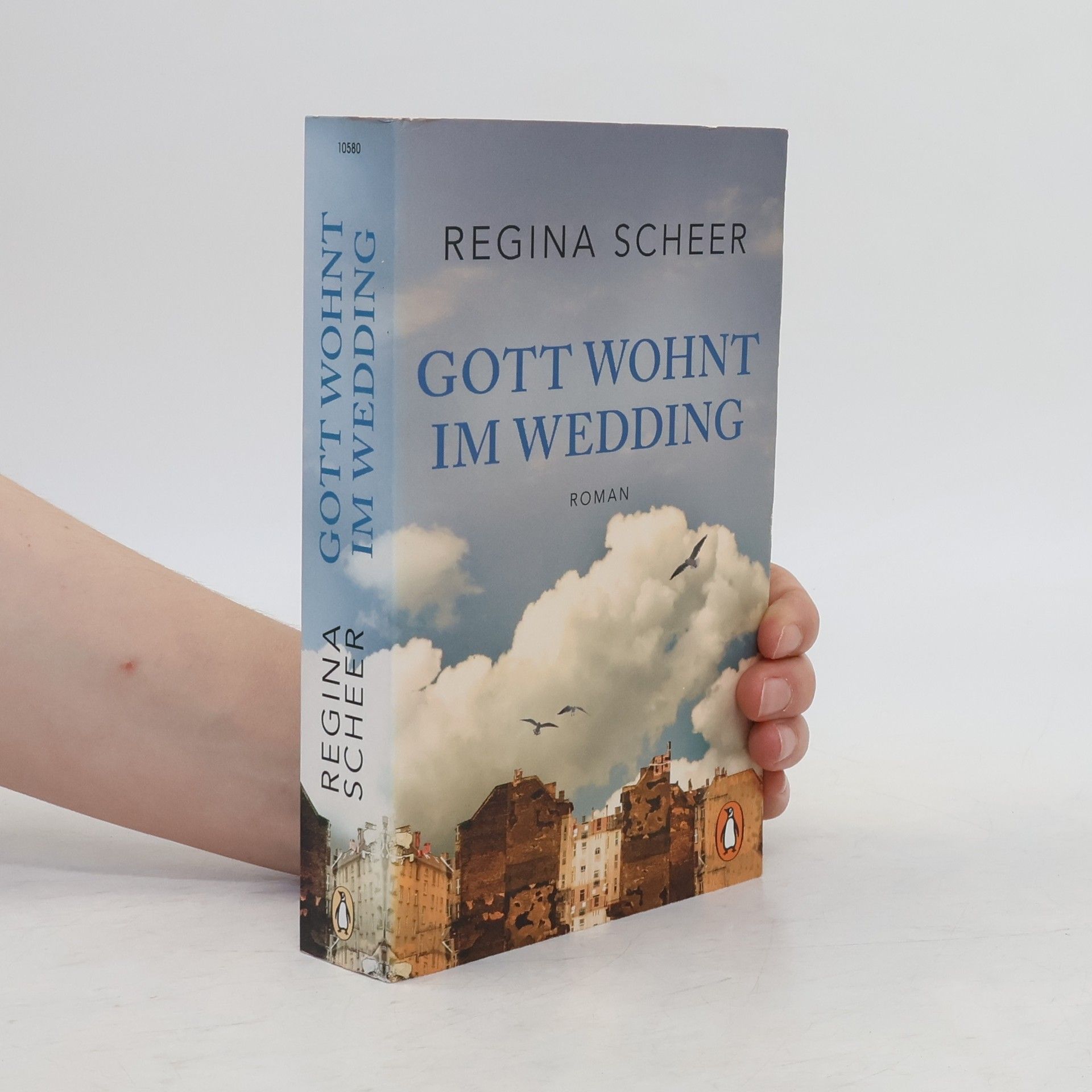 Regina Scheer Gott Wohnt Im Wedding