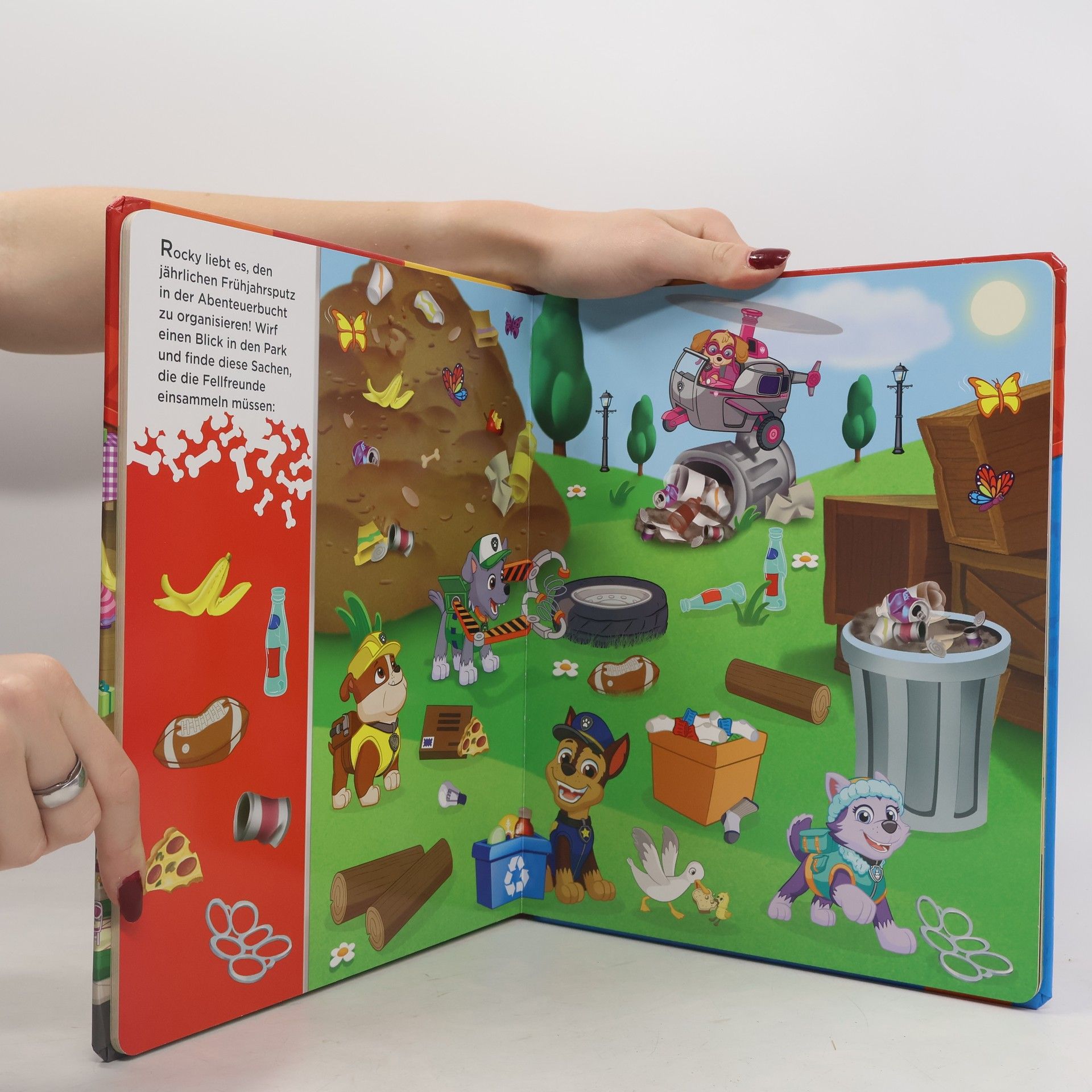 Autorenkollektiv PAW Patrol - Alle Pfoten an Deck! - Verrückte Such-Bilder, groß - Wimmelbuch - Pappbilderbuch mit wattiertem Umschlag