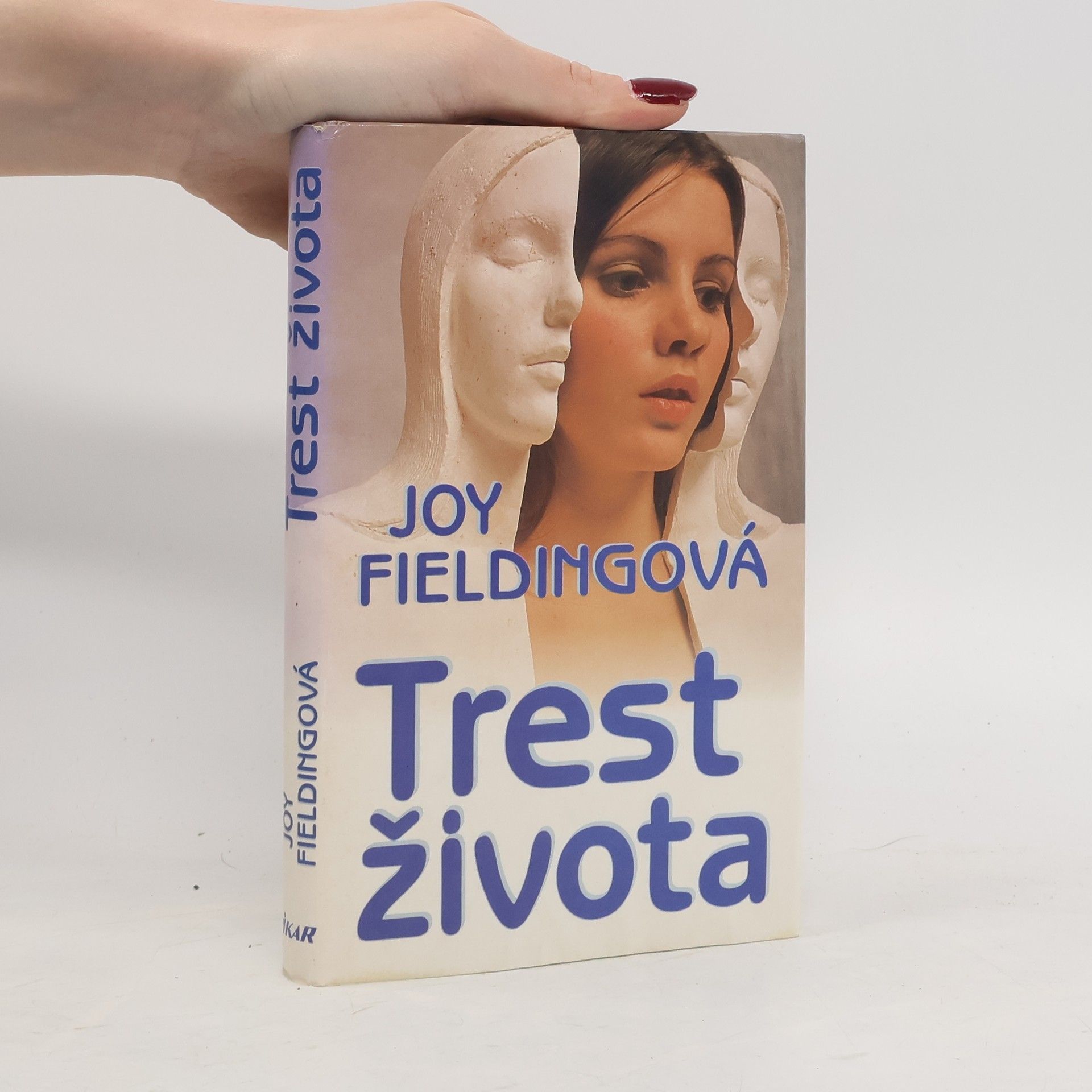 Joy Fielding Trest života