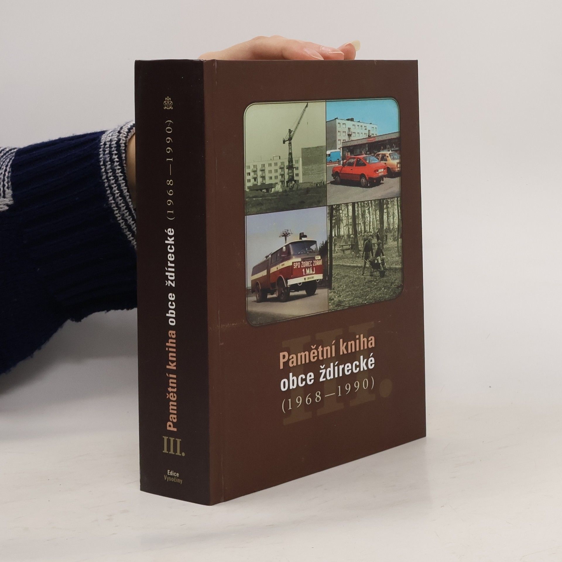 Kolektiv autorů Pamětní kniha obce ždírecké