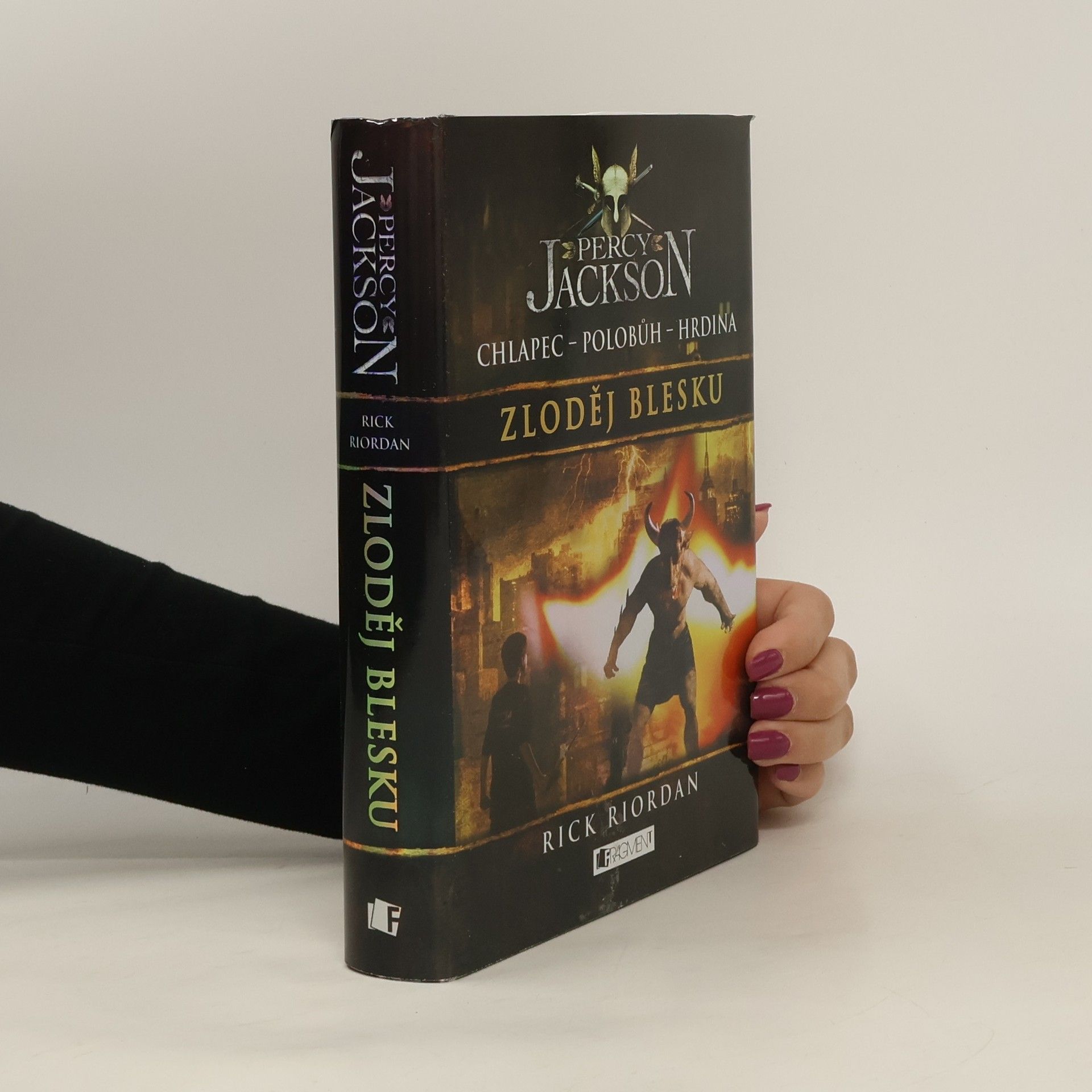 Rick Riordan Percy Jackson. Zloděj blesku