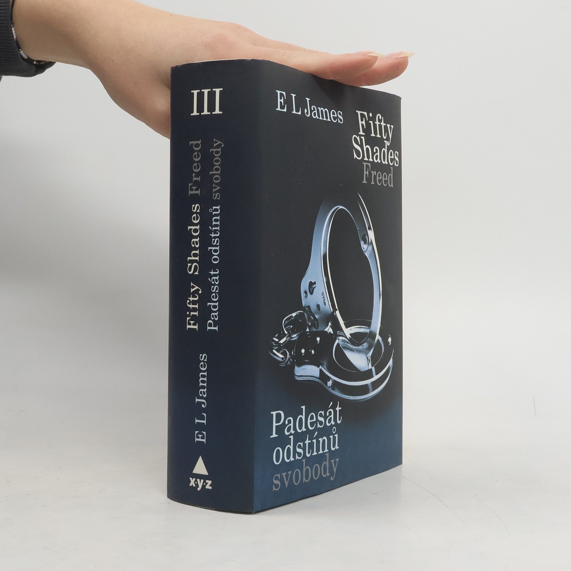 E L James Padesát odstínů svobody
