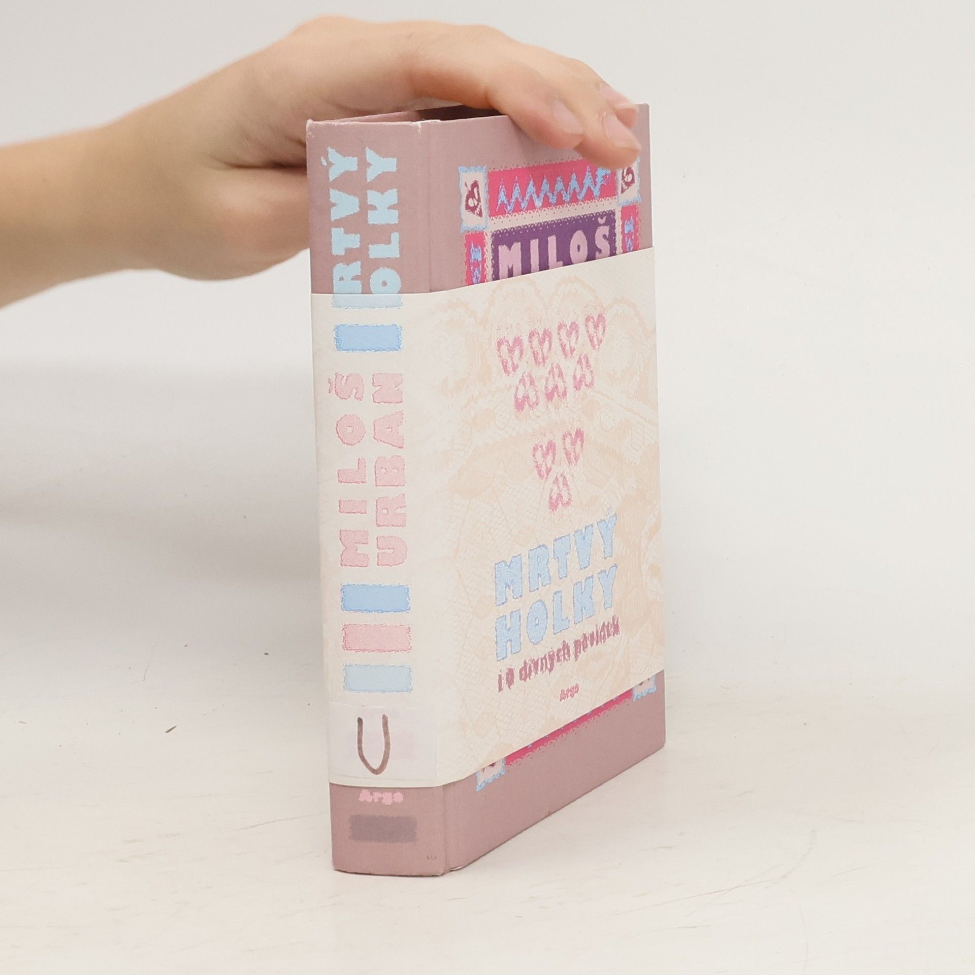 Miloš Urban Mrtvý holky : 10 divných povídek