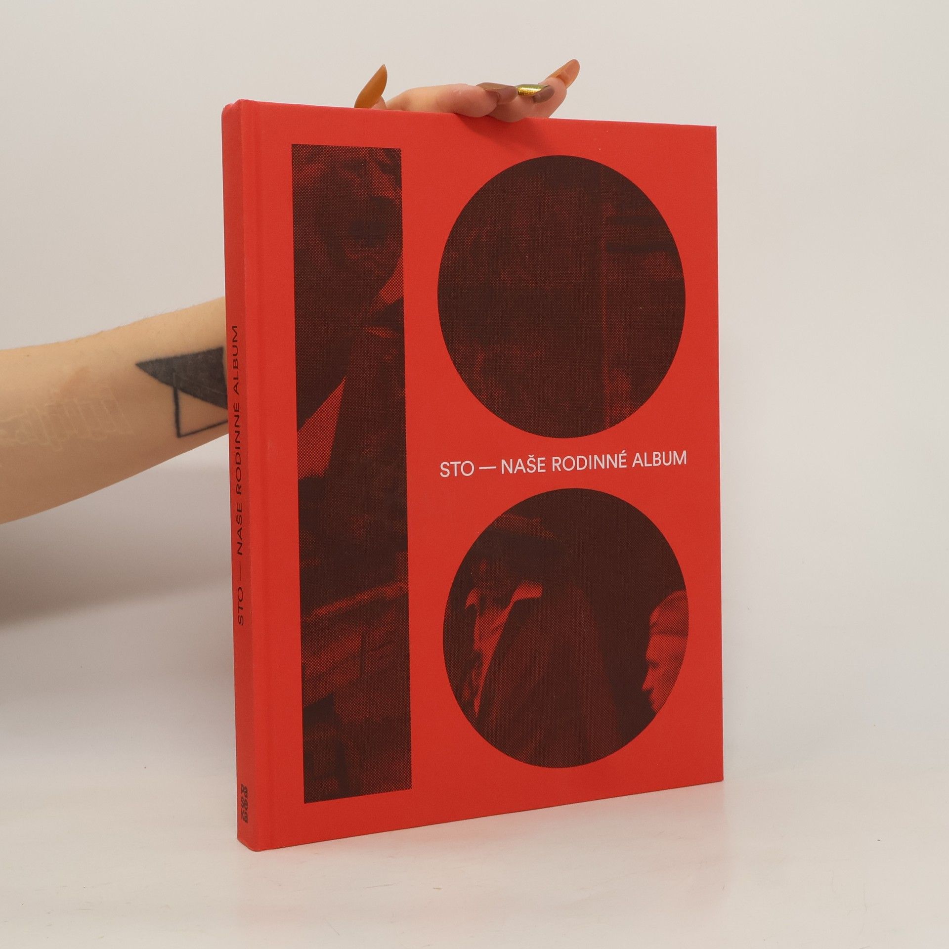 Autorenkollektiv Sto - naše rodinné album