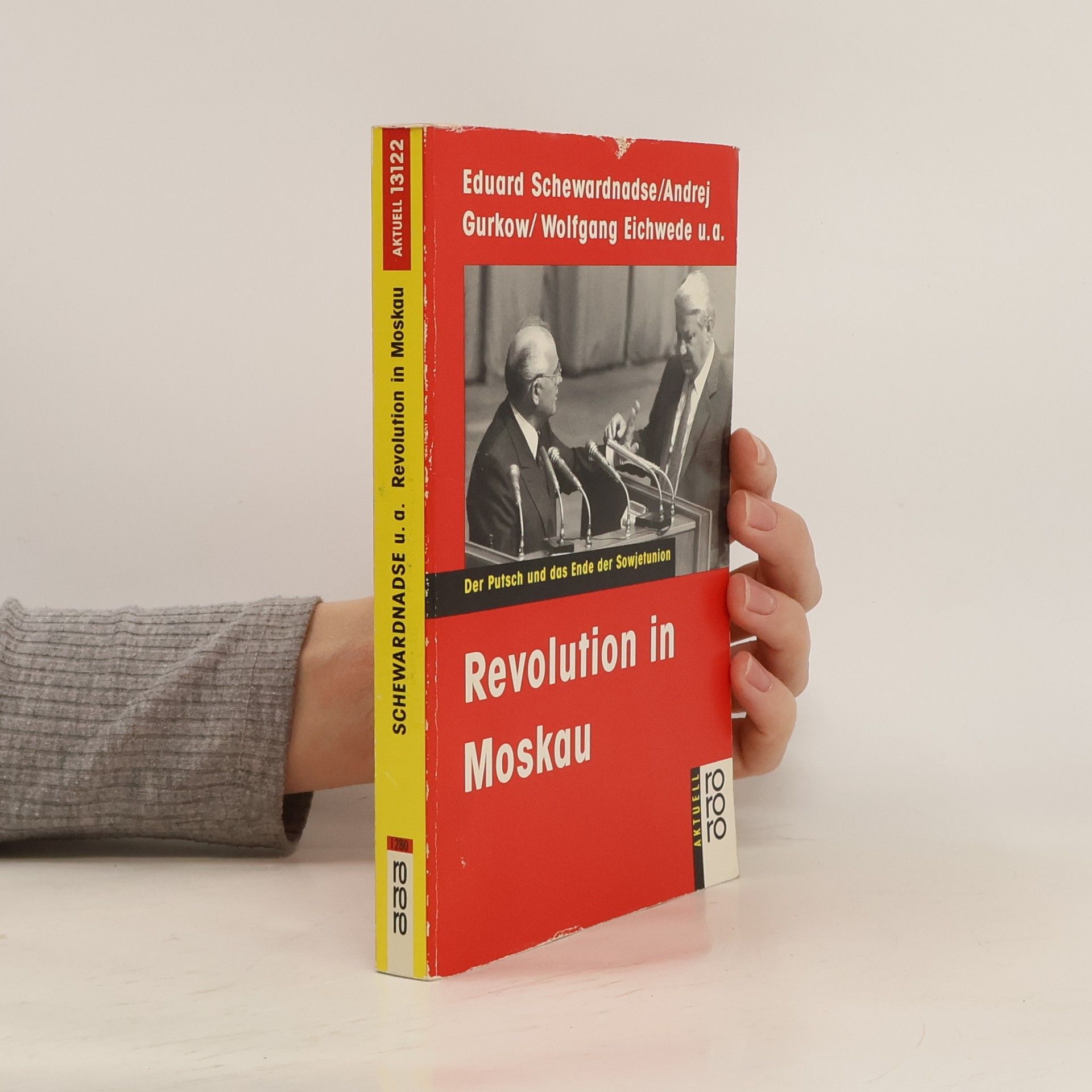 Eduard Šimek Revolution in Moskau