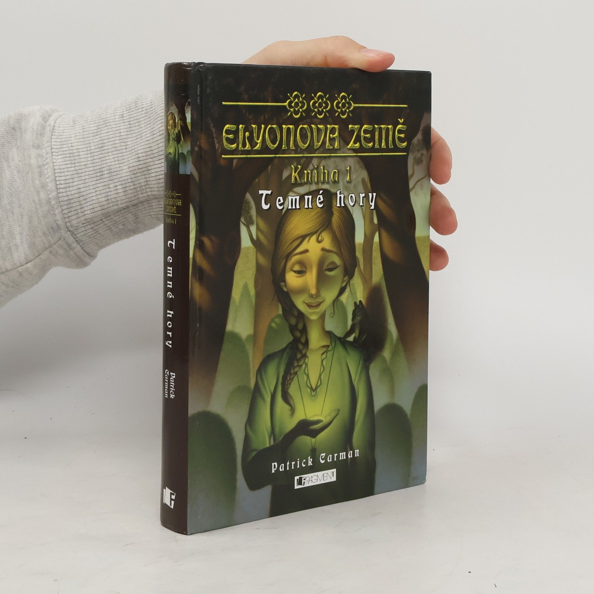 Patrick Carman Elyonova země. Kniha 1, Temné hory