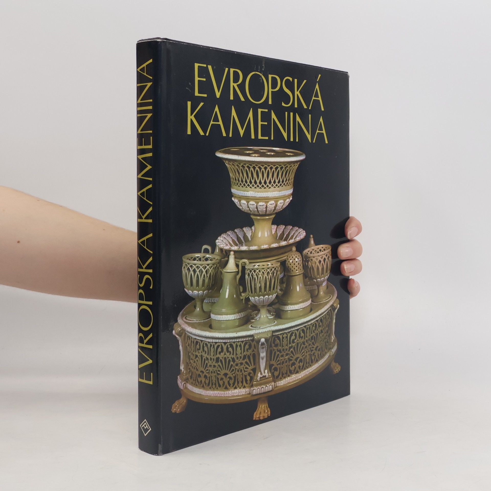 Jana Kybalová Evropská kamenina