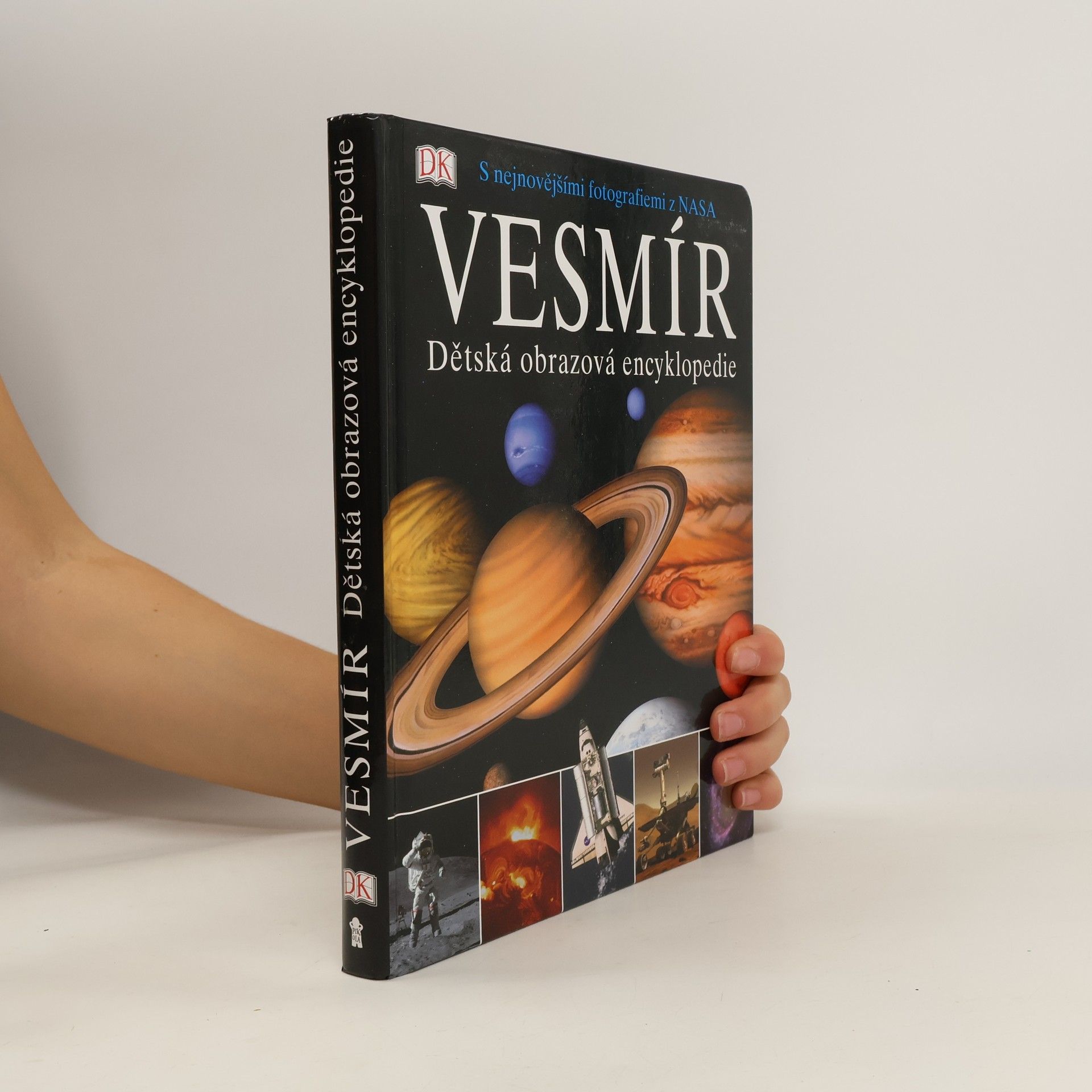 Jitka Zykánová Vesmír: Dětská obrazová encyklopedie