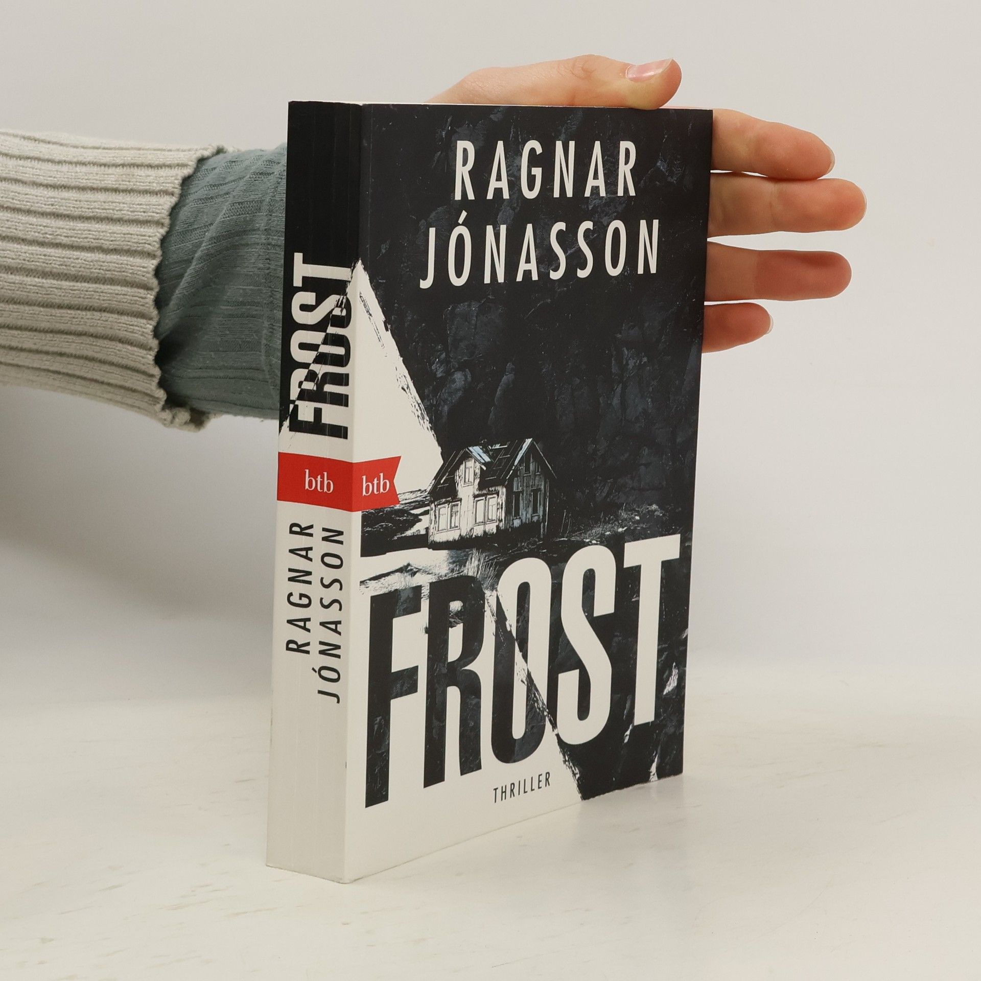 Ragnar Jónasson Frost