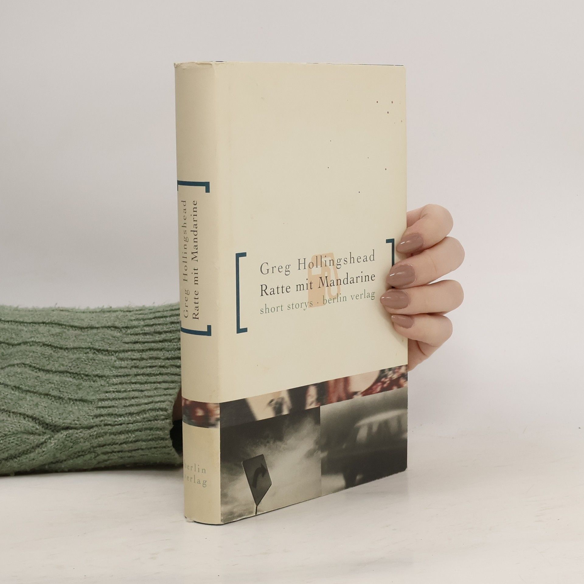 Greg Hollingshead Ratte mit Mandarine