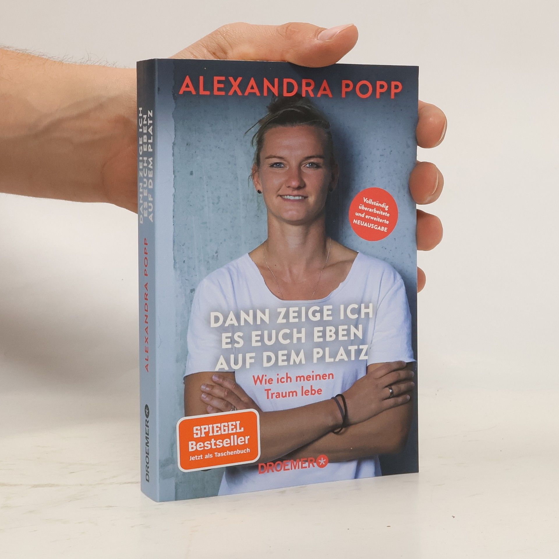 Alexandra Popp Dann zeige ich es euch eben auf dem Platz