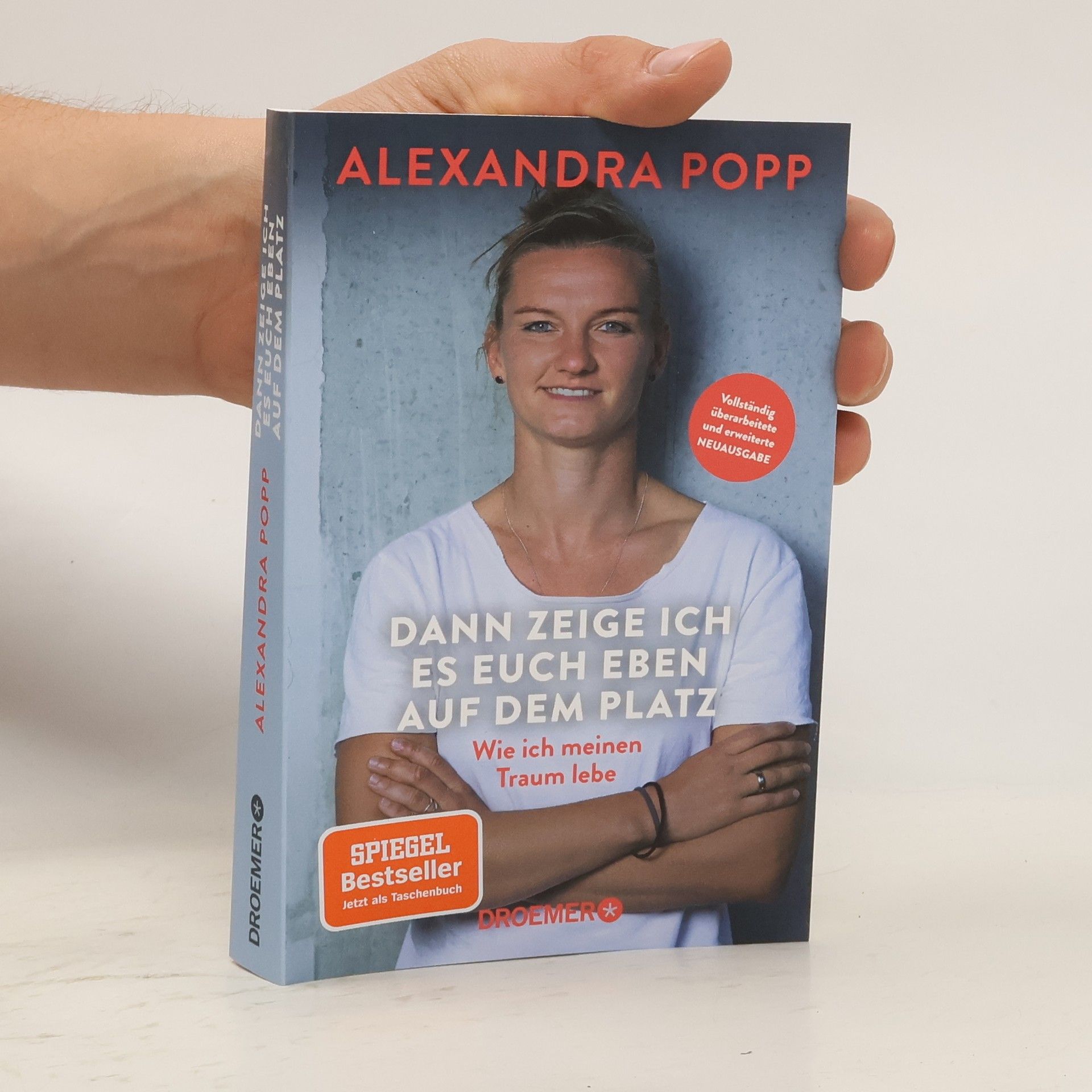 Alexandra Popp Dann zeige ich es euch eben auf dem Platz