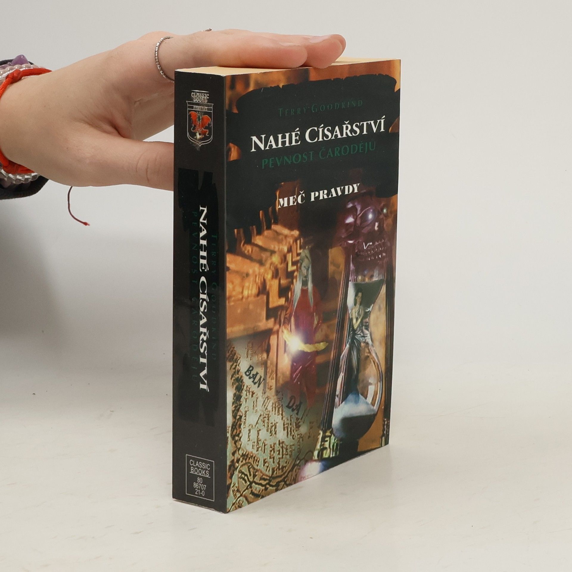 Terry Goodkind Nahé císařství. Pevnost čarodějů