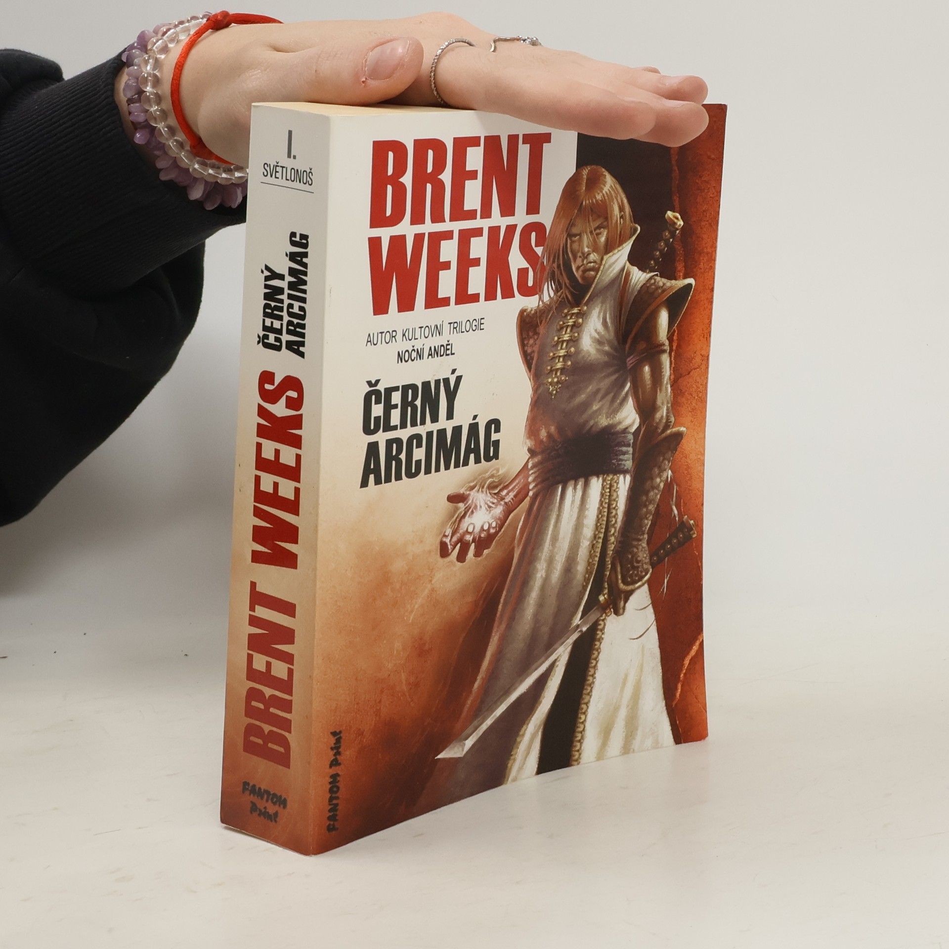 Brent Weeks Černý arcimág