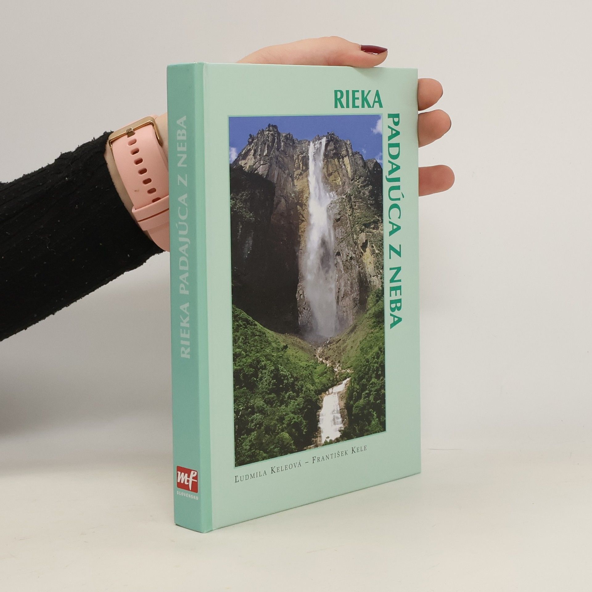 Rieka padajúca z neba