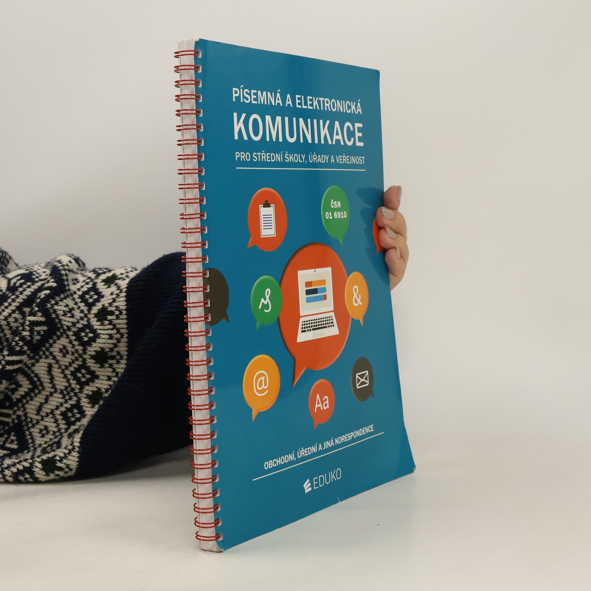 Písemná a elektronická komunikace pro střední školy, úřady a veřejnost