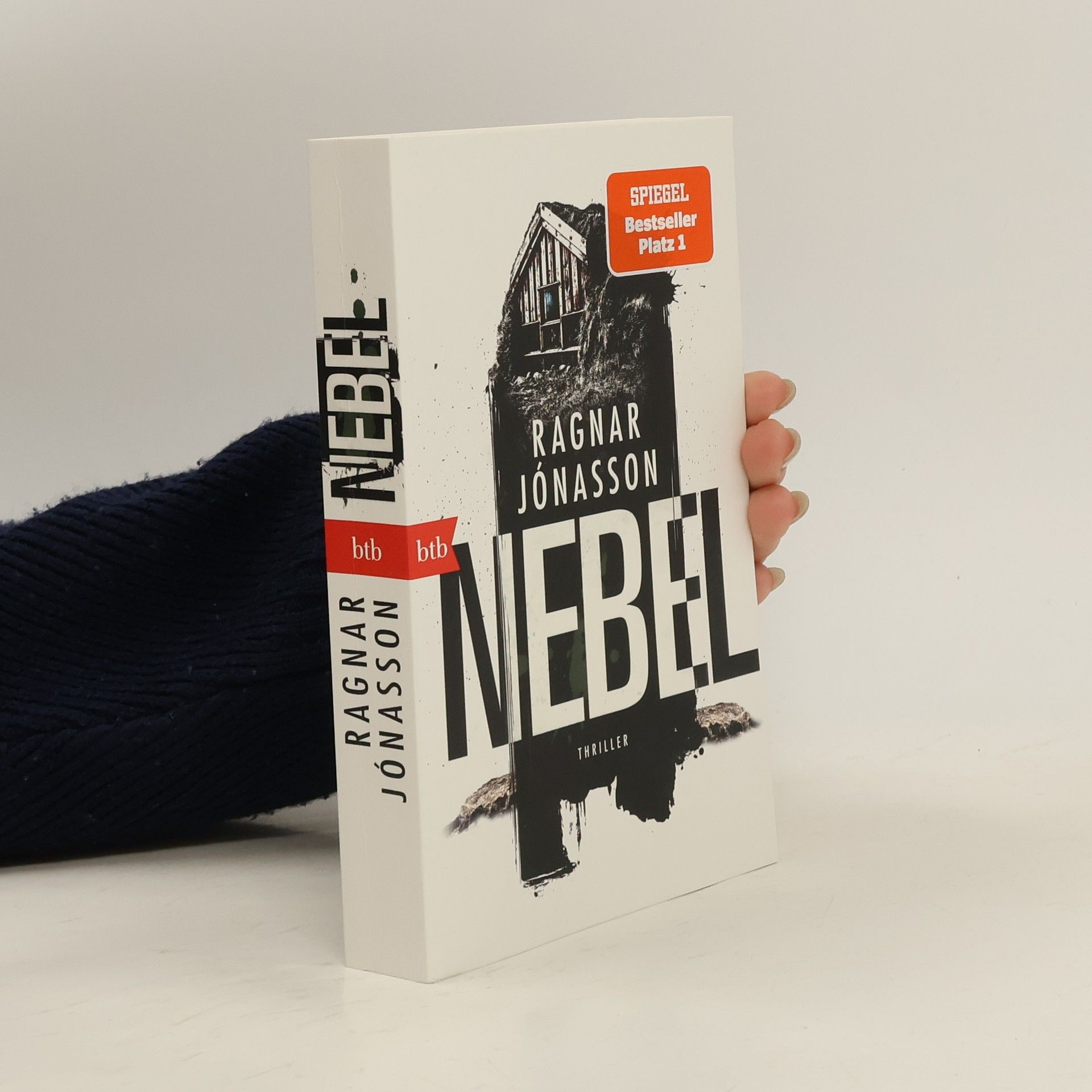 Ragnar Jónasson Nebel