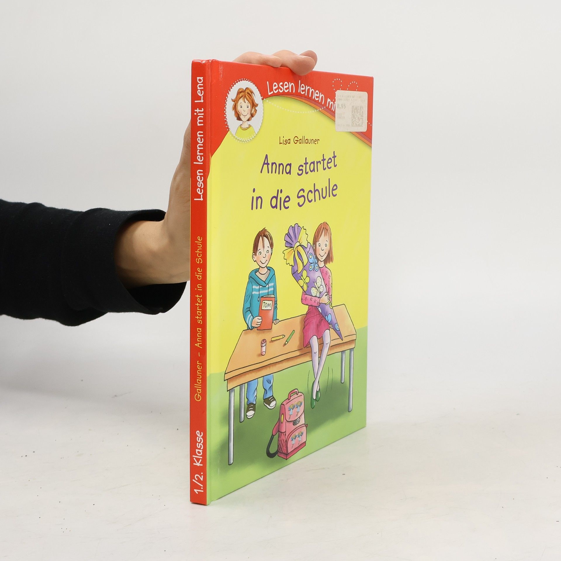 Anna startet in die Schule
