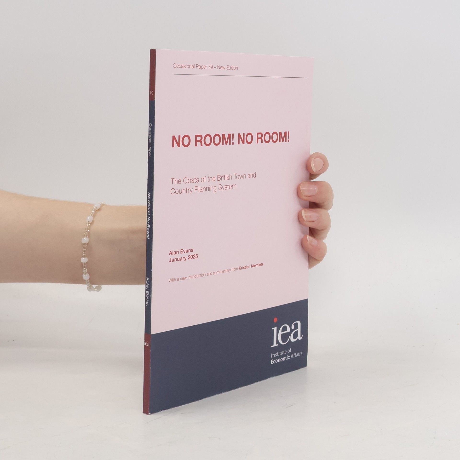 Autores varios No Room! No Room!