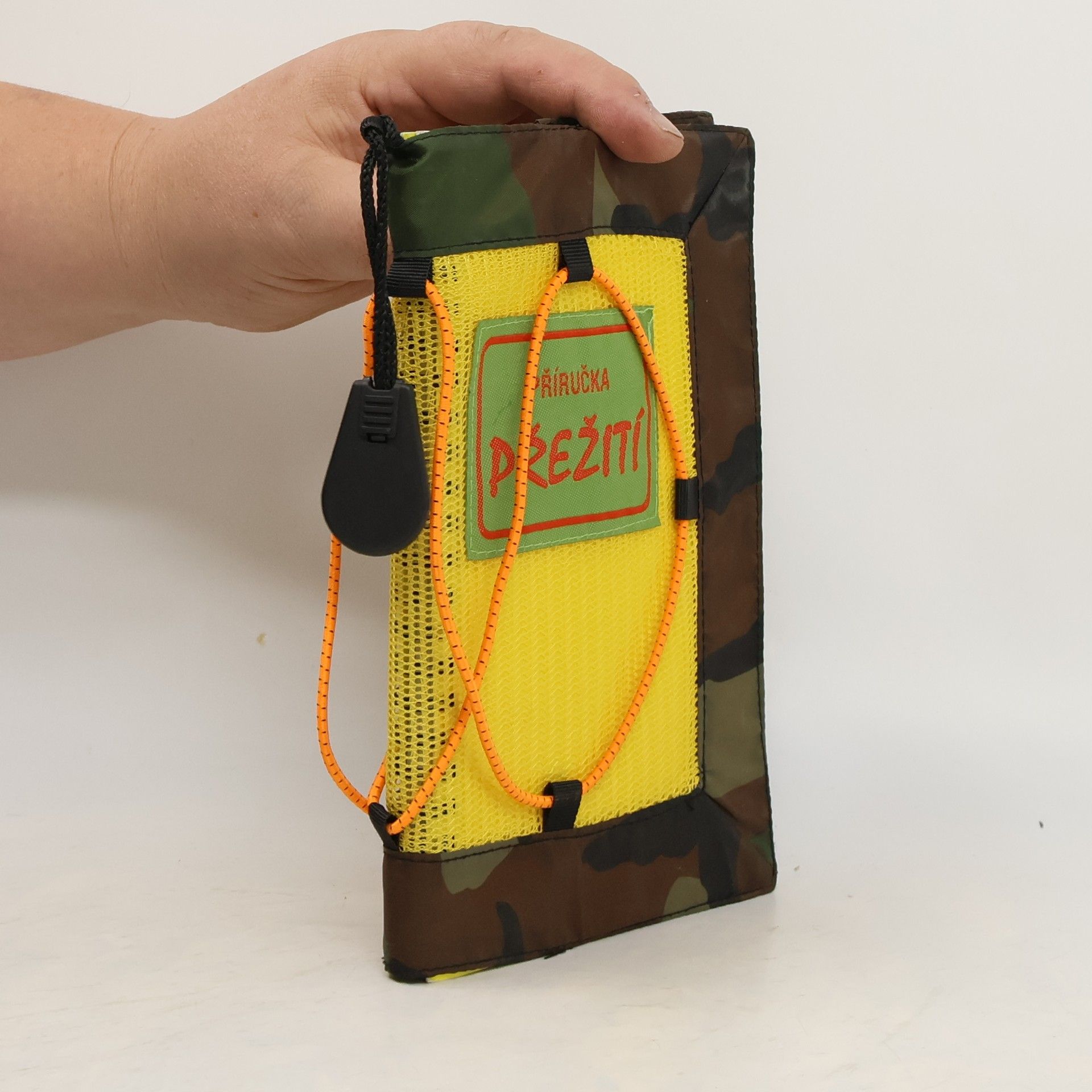 Příručka přežití : průvodce nebezpečnými situacemi