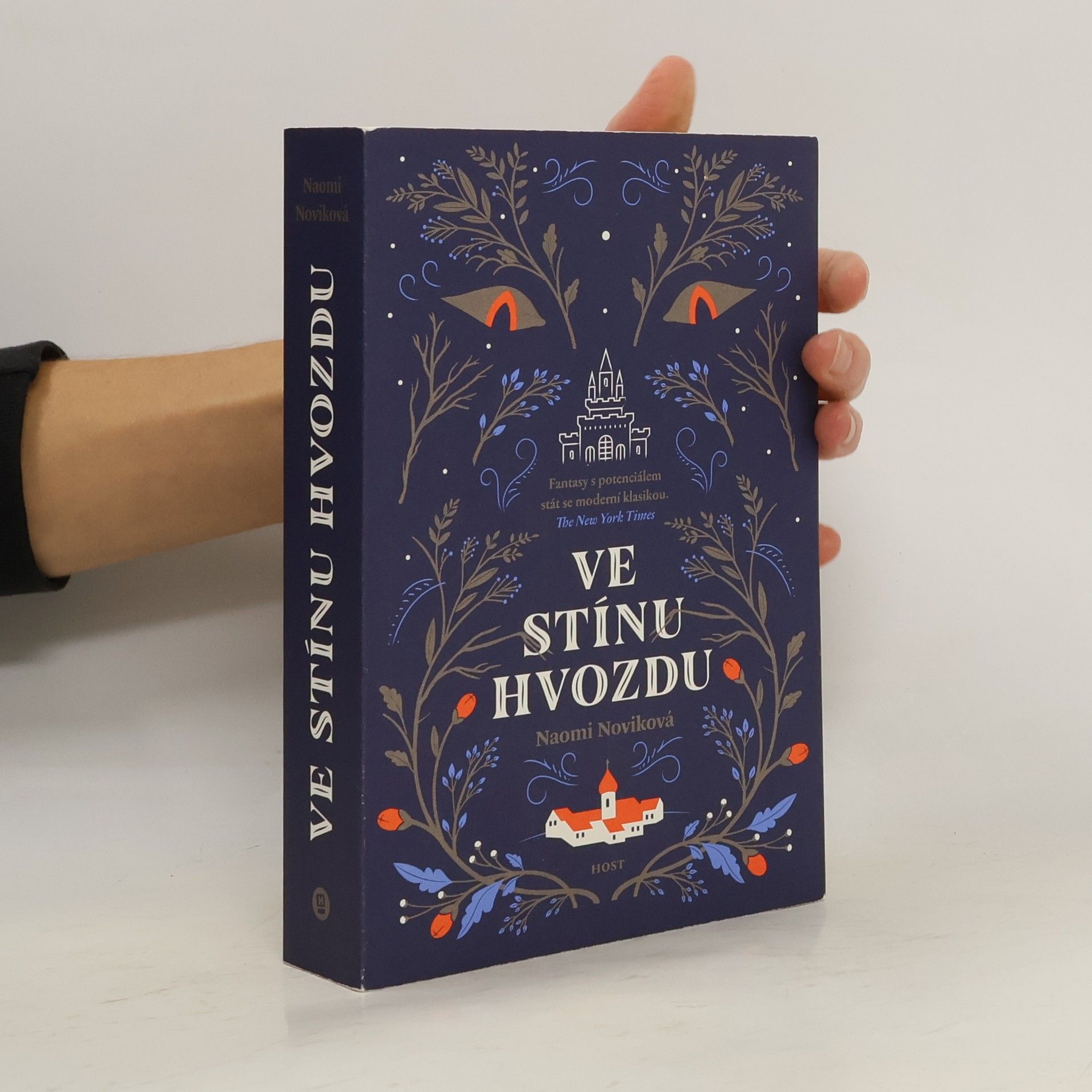 Naomi Novik Ve stínu Hvozdu