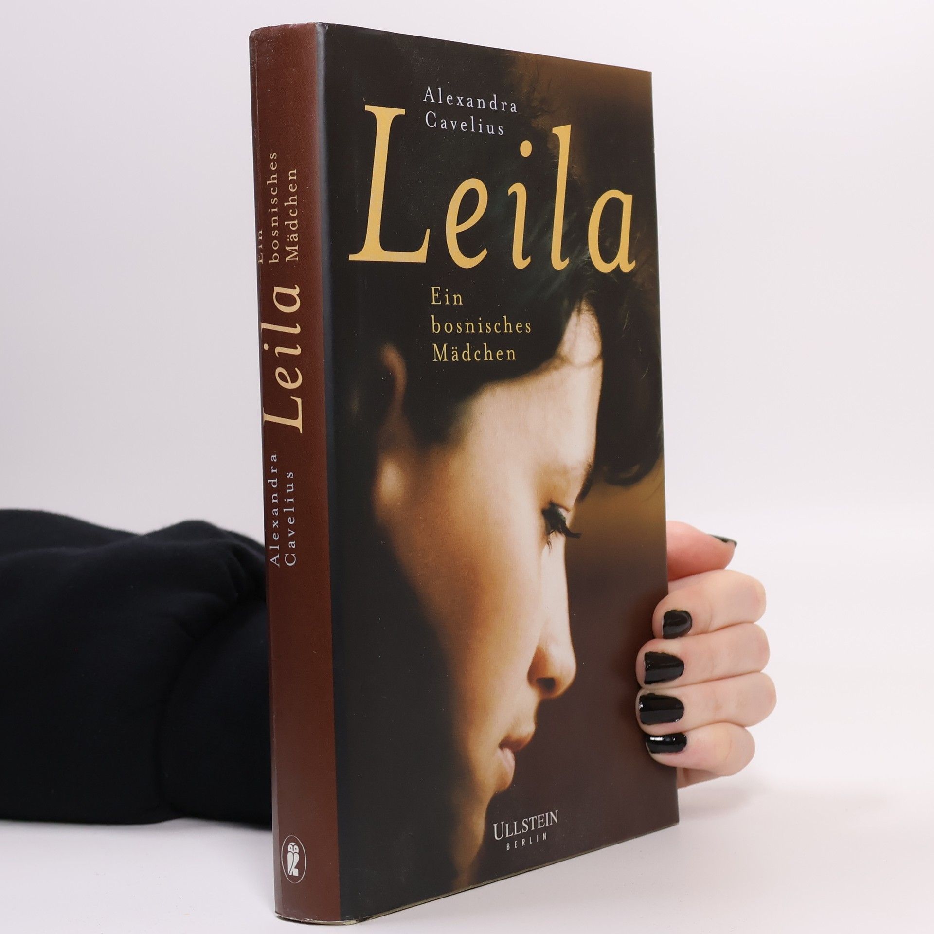 Alexandra Cavelius Leila