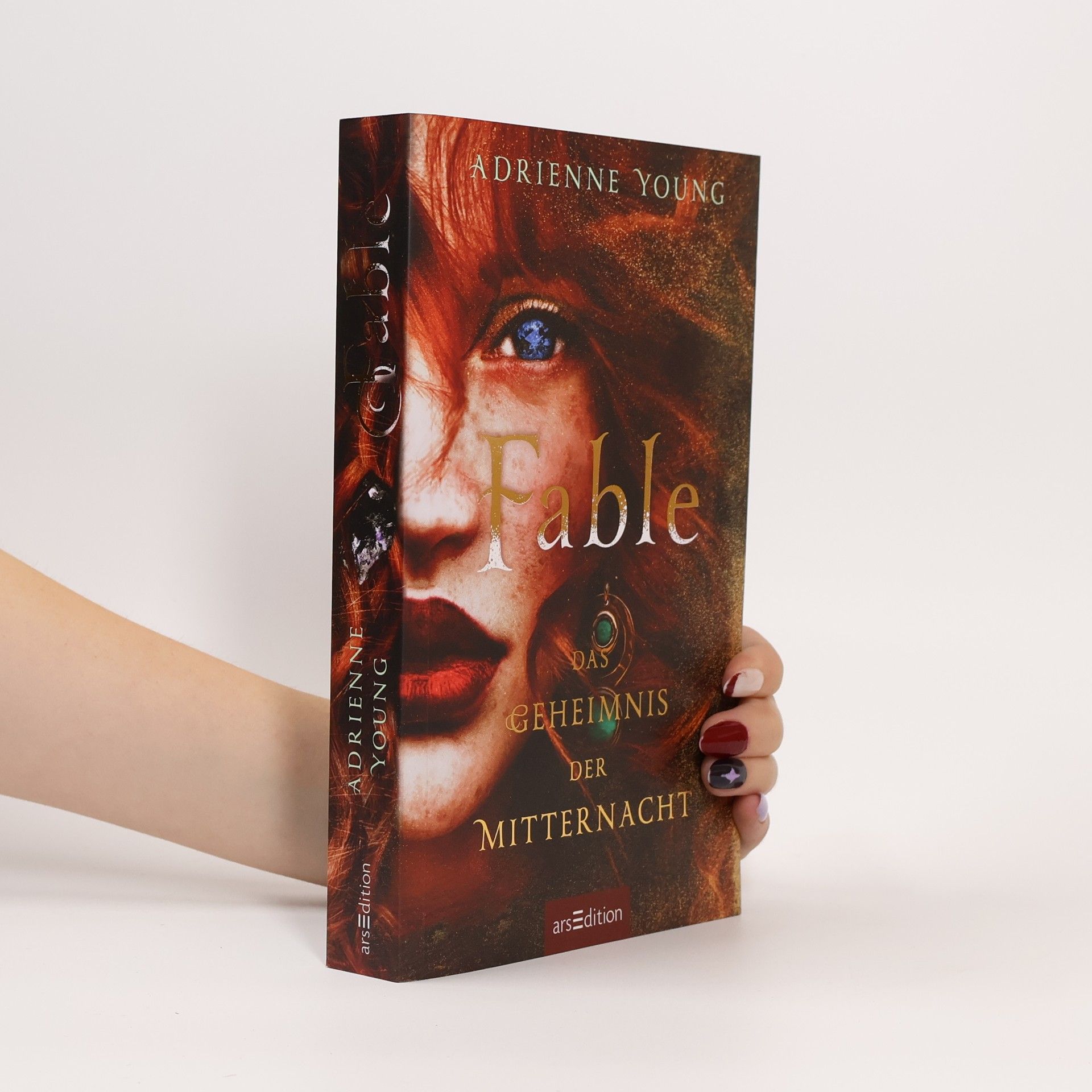 Adrienne Young Fable - Das Geheimnis der Mitternacht (Fable 2)