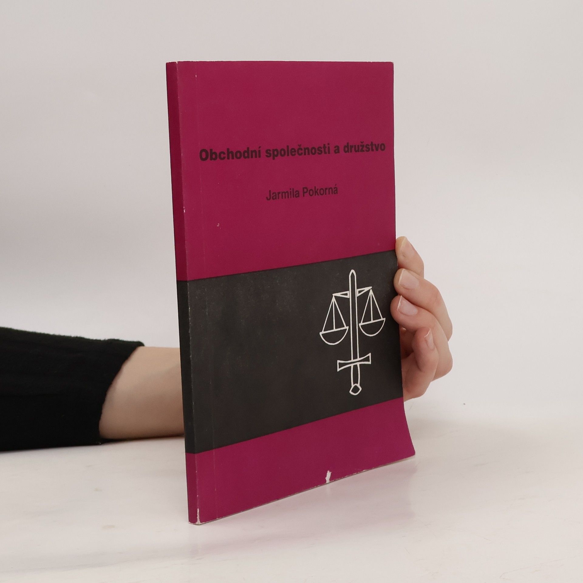 Obchodní společnosti a družstvo