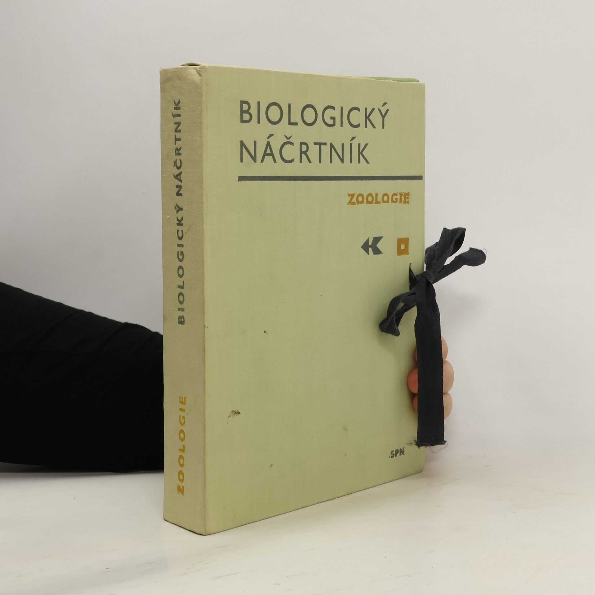 Various authors Biologický náčrtník Zoologie