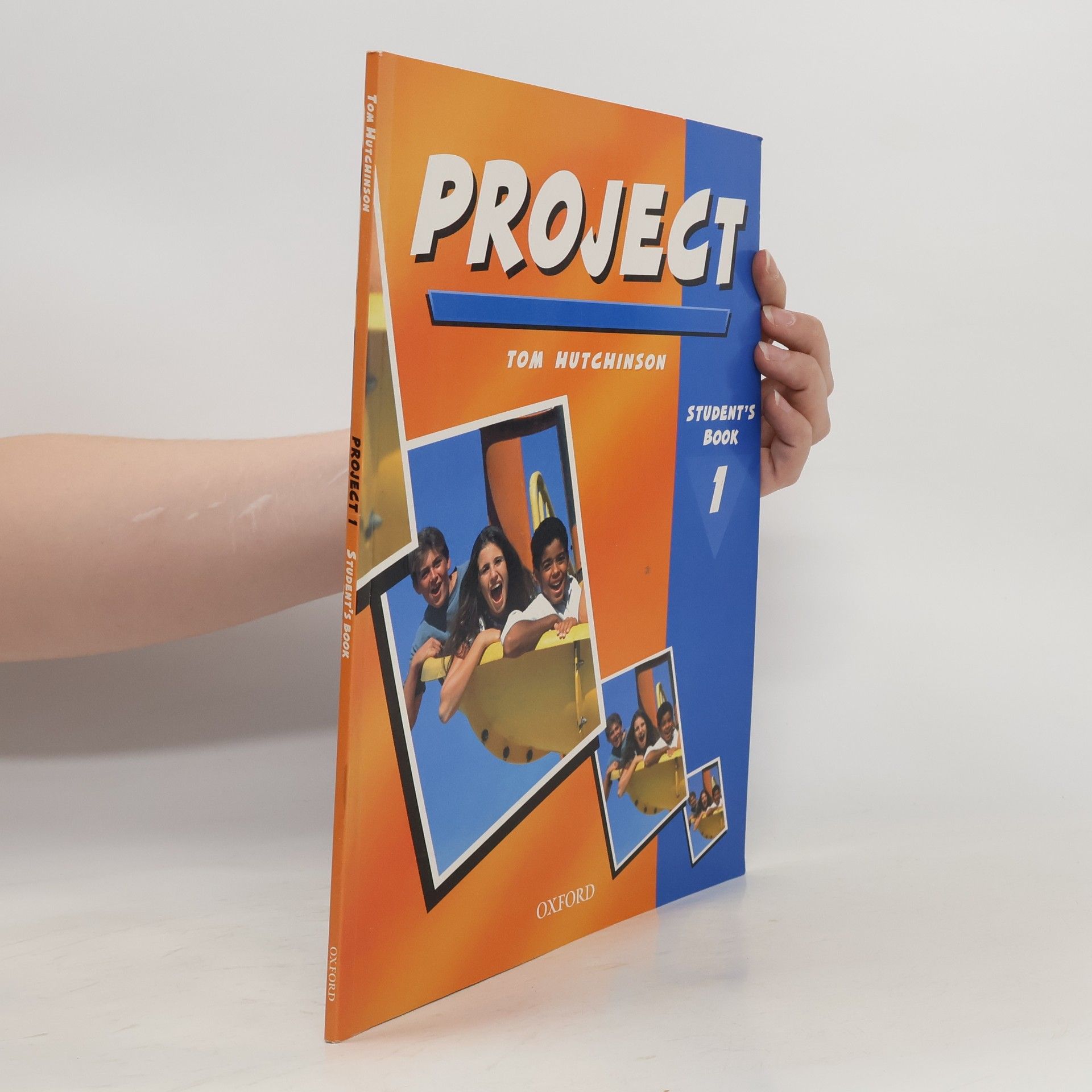 Project 1 : student's book