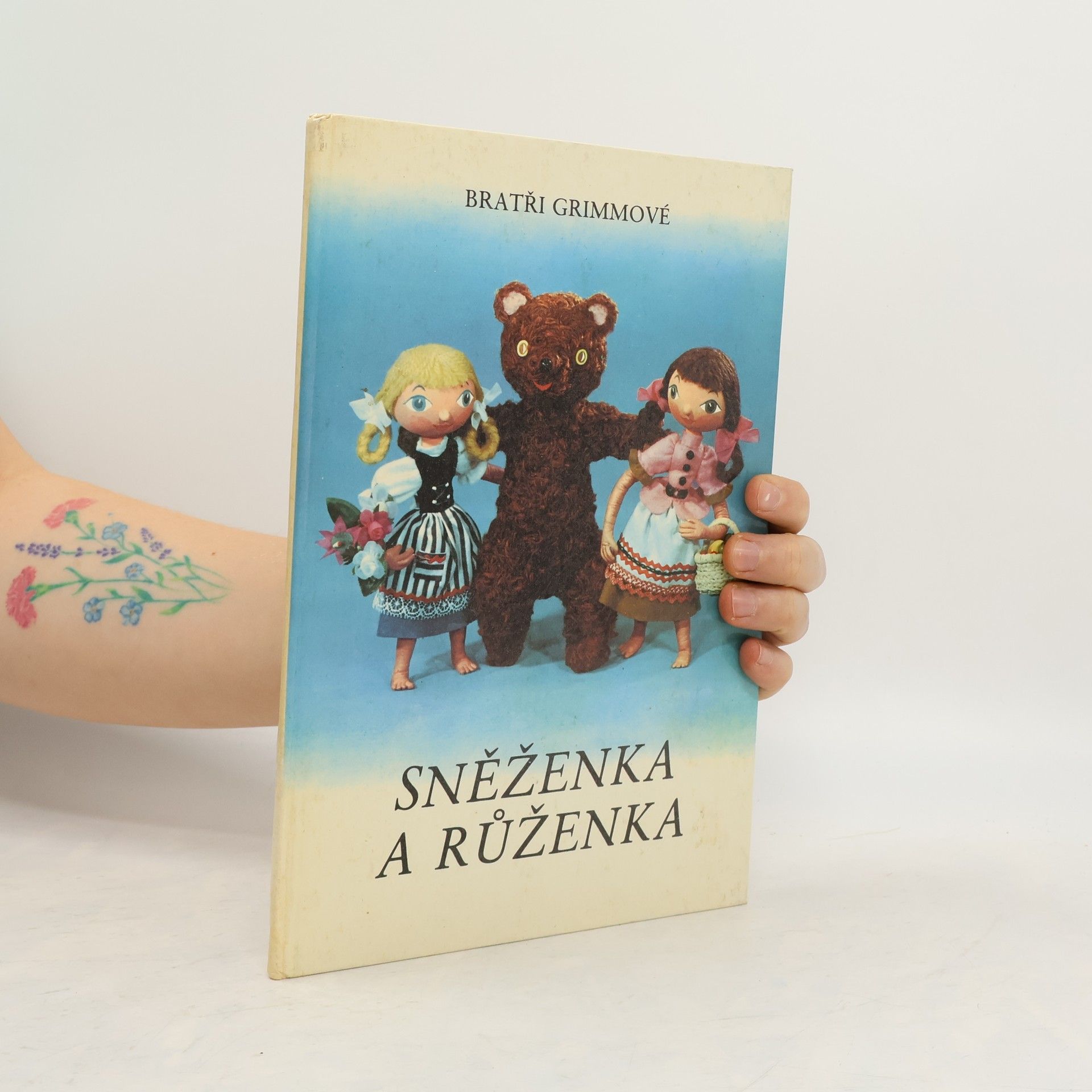 bratři Grimmové Sněženka a Růženka