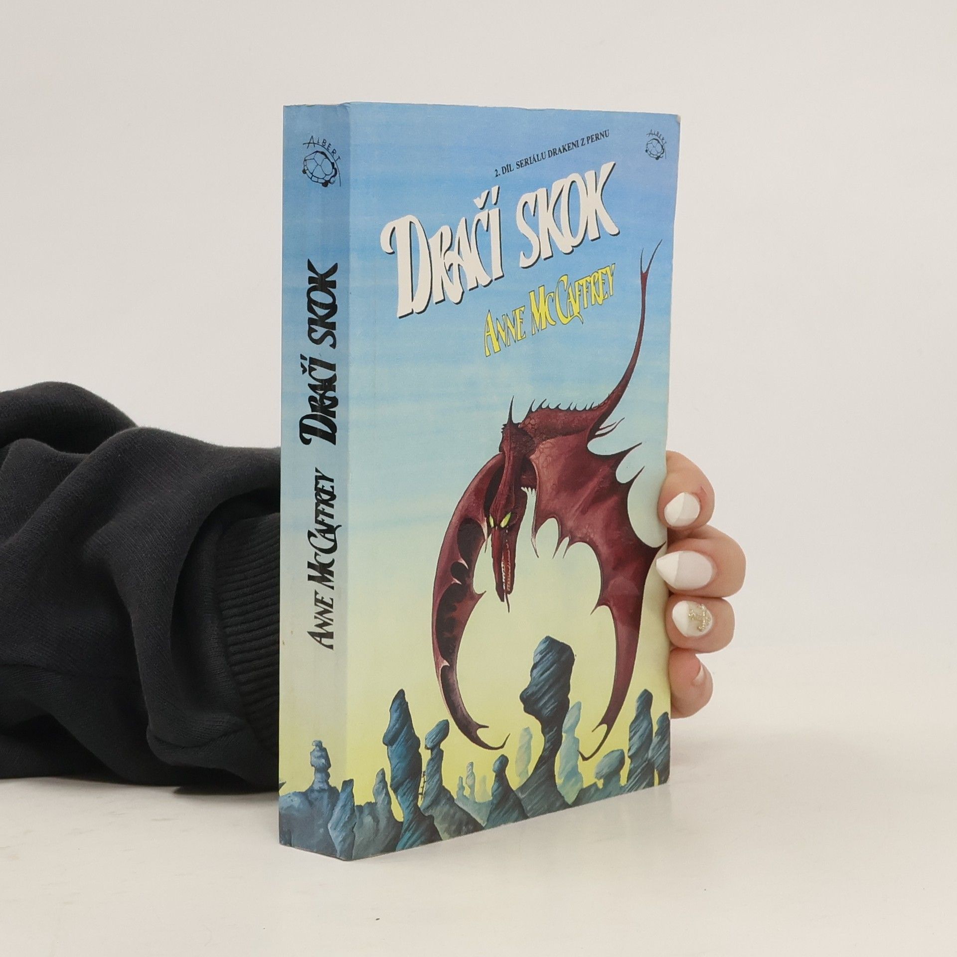 Anne McCaffrey Drakeni z Pernu 2. Dračí skok