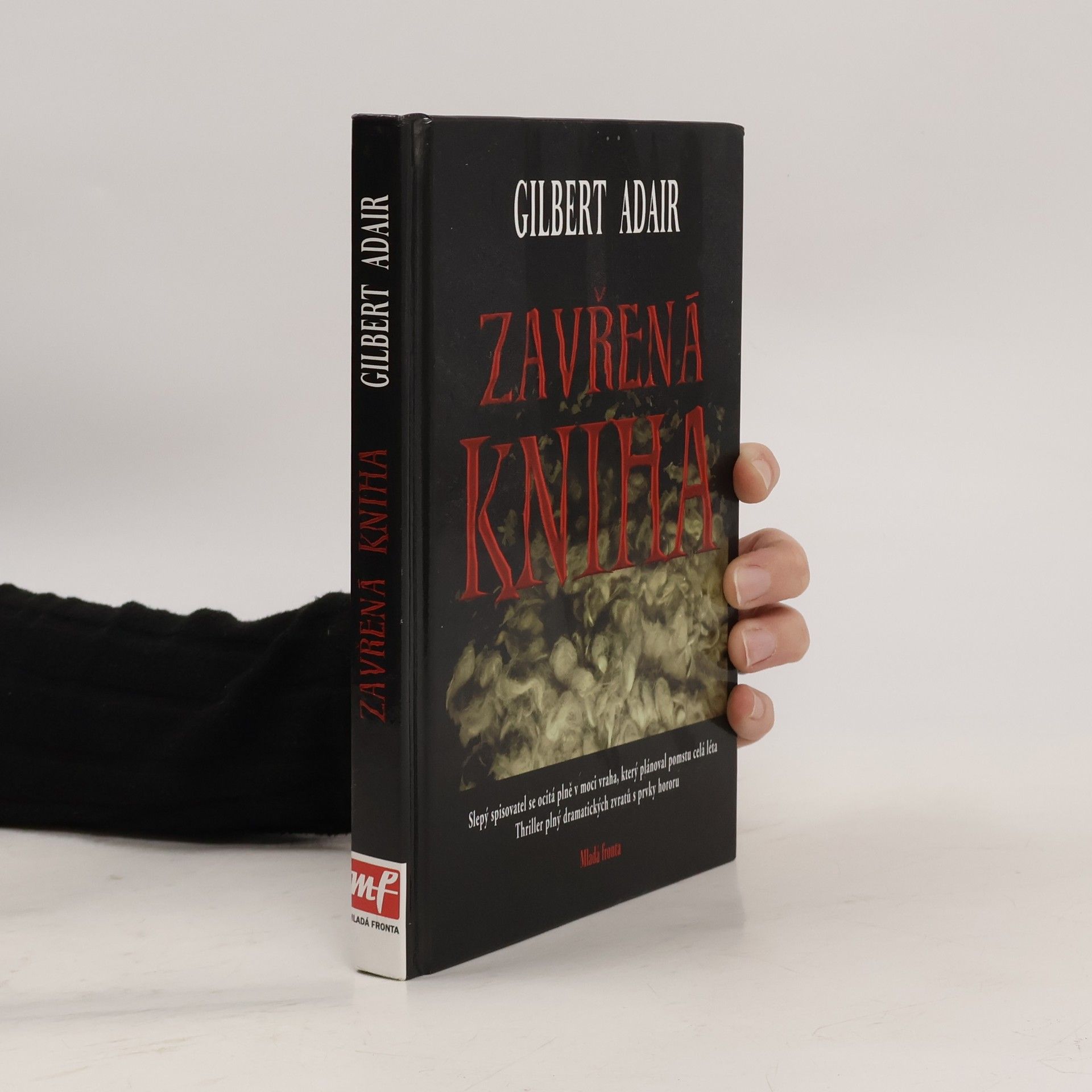 Gilbert Adair Zavřená kniha