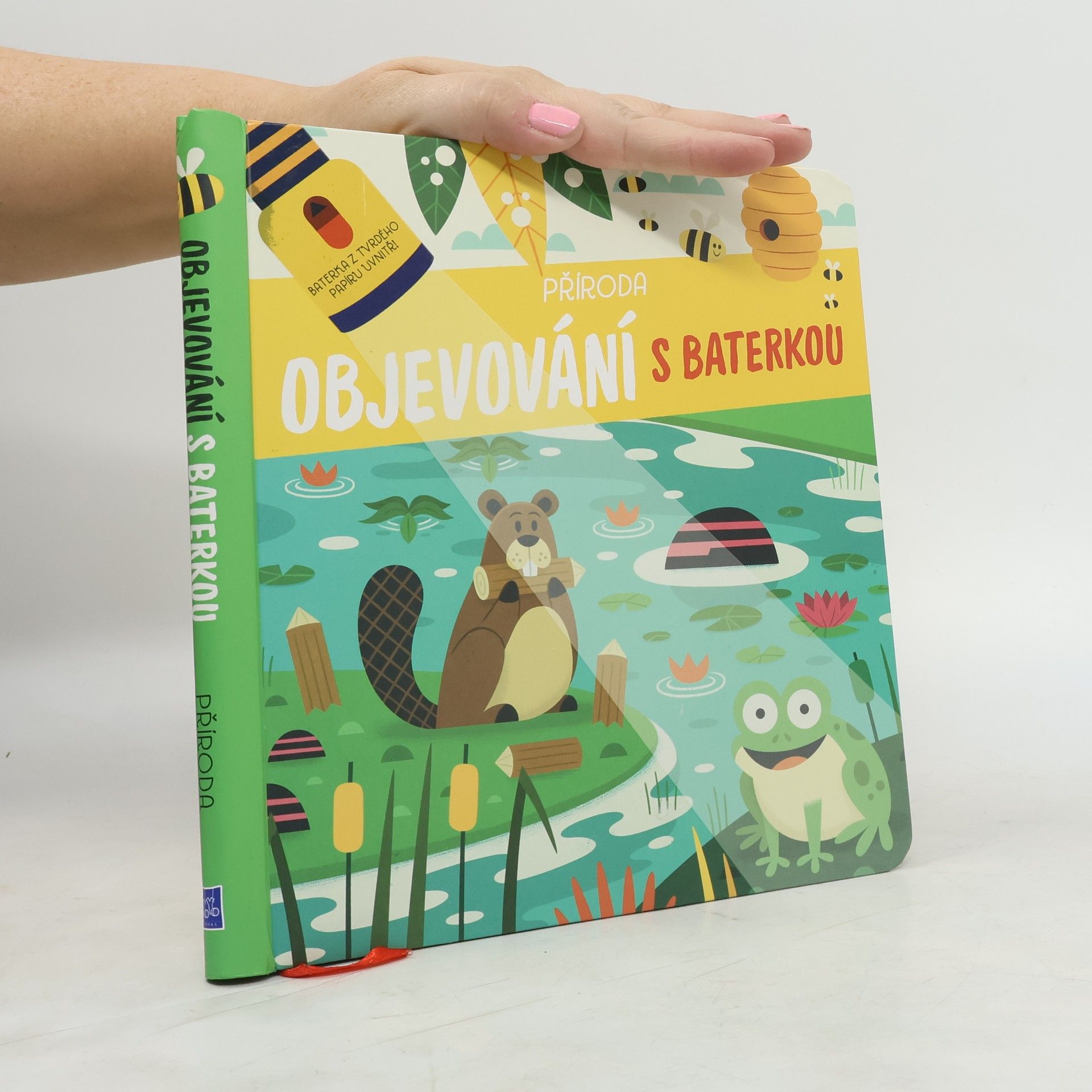 Collectif d'auteurs Příroda. Objevování s baterkou