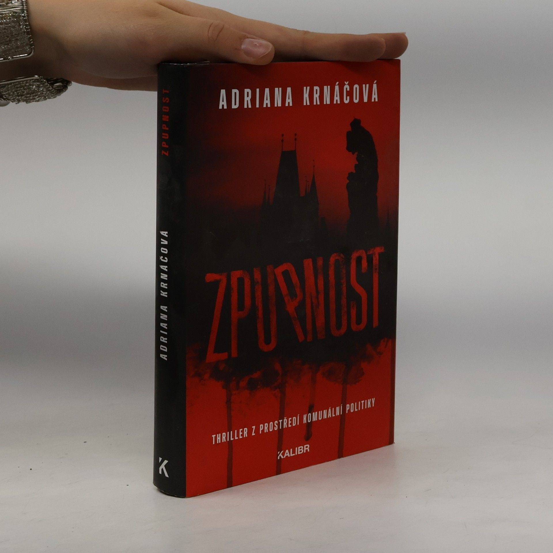 Adriana Krnáčová Zpupnost