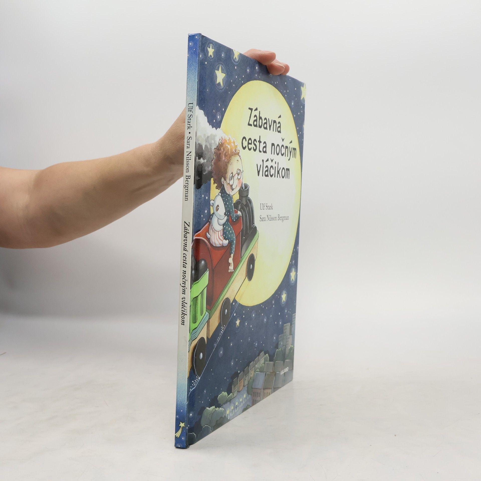 Zábavná cesta nočným vláčikom