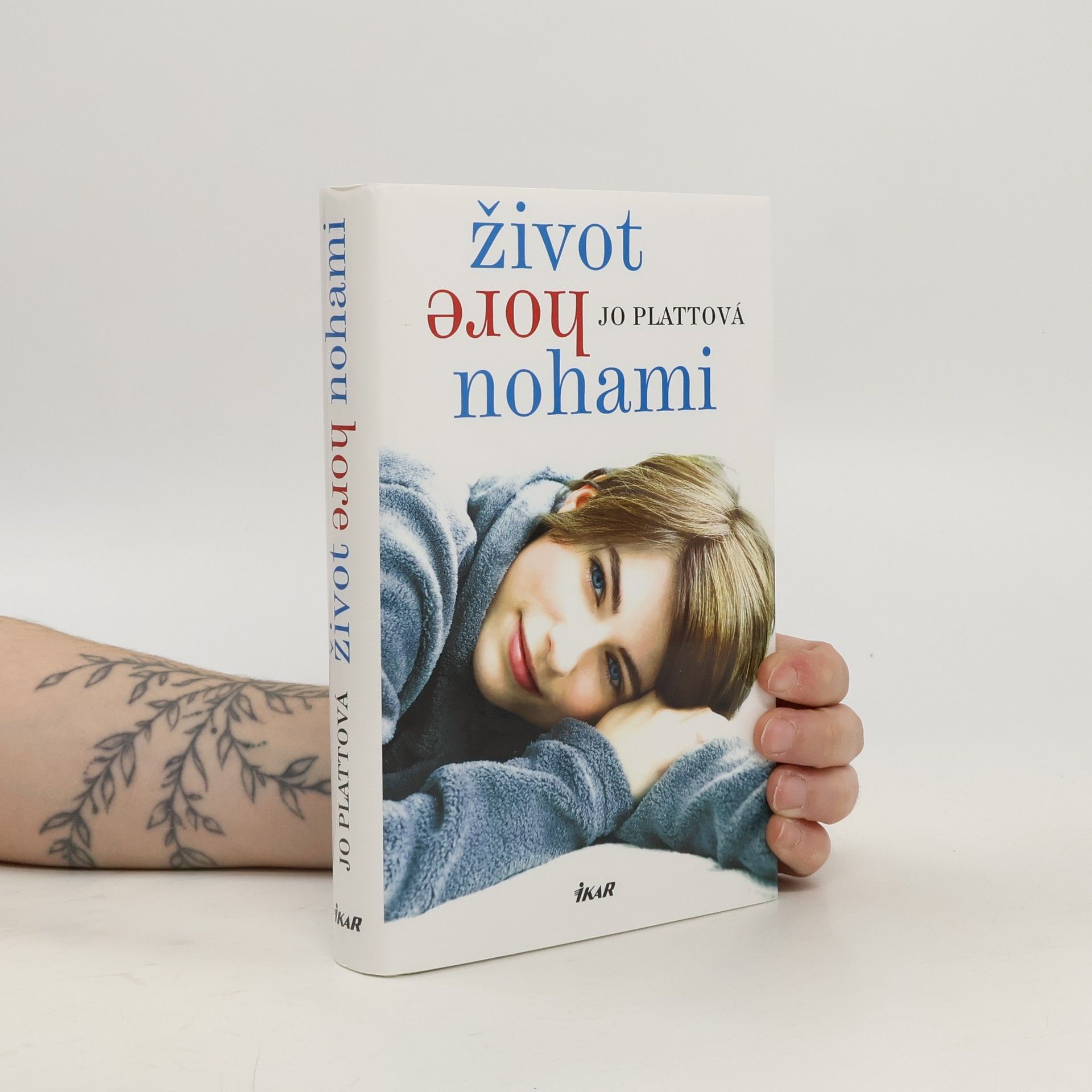 Jo Platt Život hore nohami