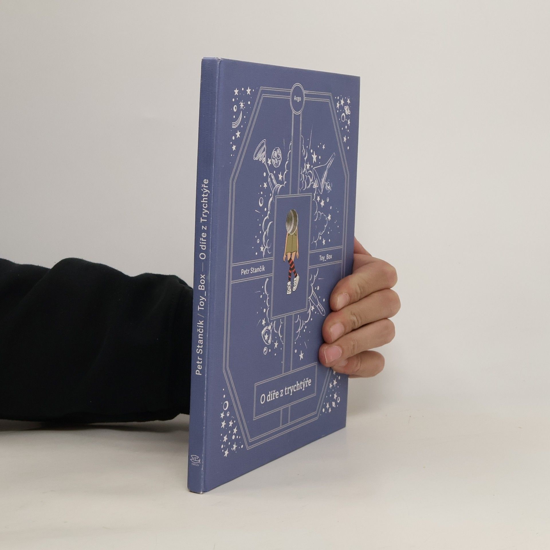 Petr Stančík O díře z trychtýře